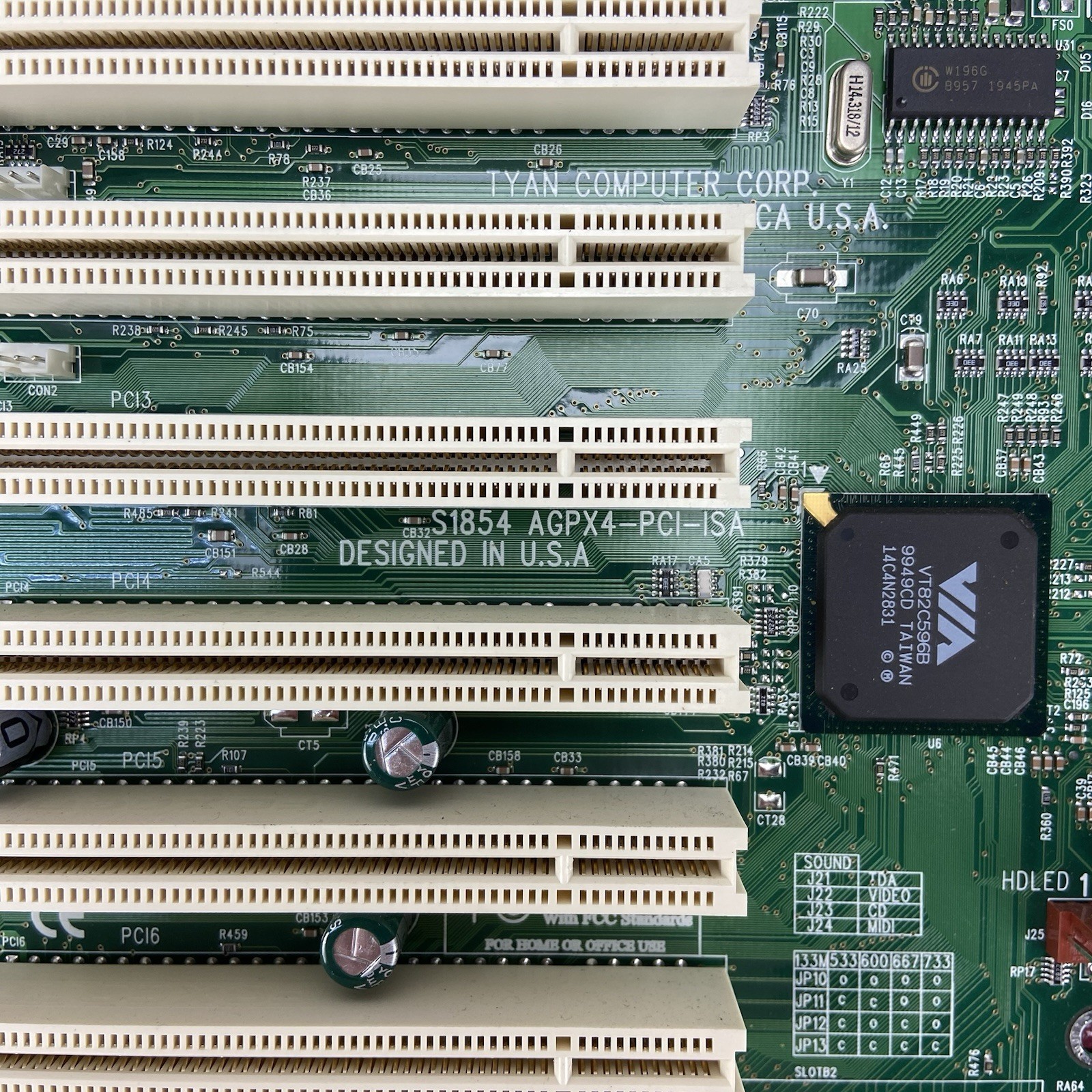 Tyan S1854 Motherboard Intel Pentium III/Xeon 528MHz 383MB RAM w/IO Shield