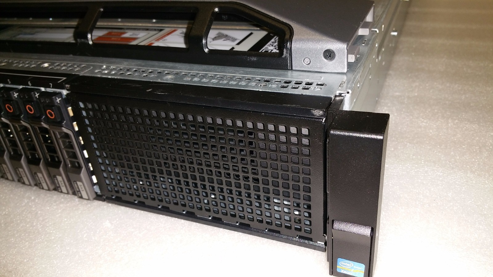 Dell Poweredge R820 Server 2x 8-Core E5-4650 2.76GHz, 64GB, 2x 600GB 10K, H310