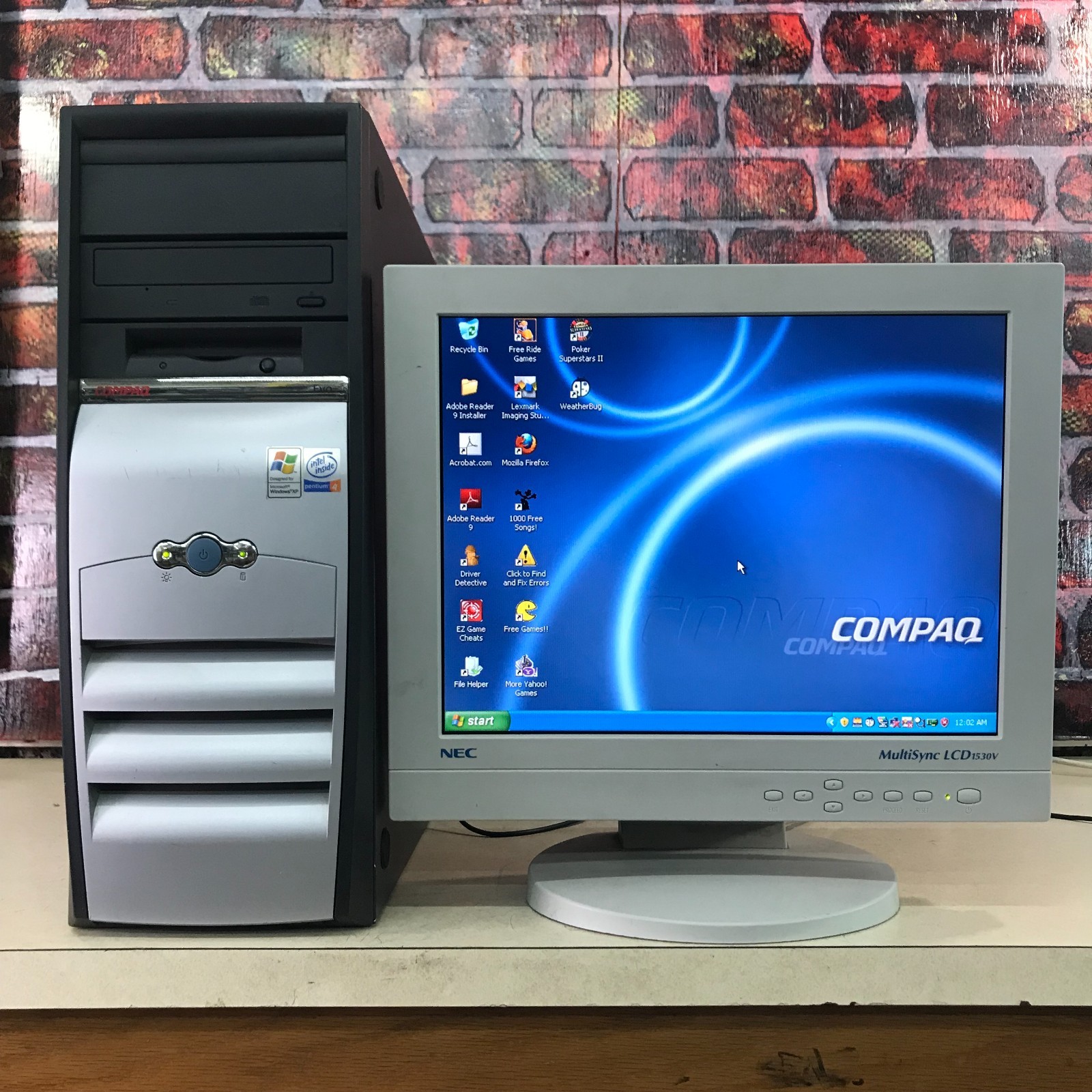 Compaq EVO ATX PC Retro Gaming Pentium 4 1.80GHz 256MB RAM (Windows XP Pro)