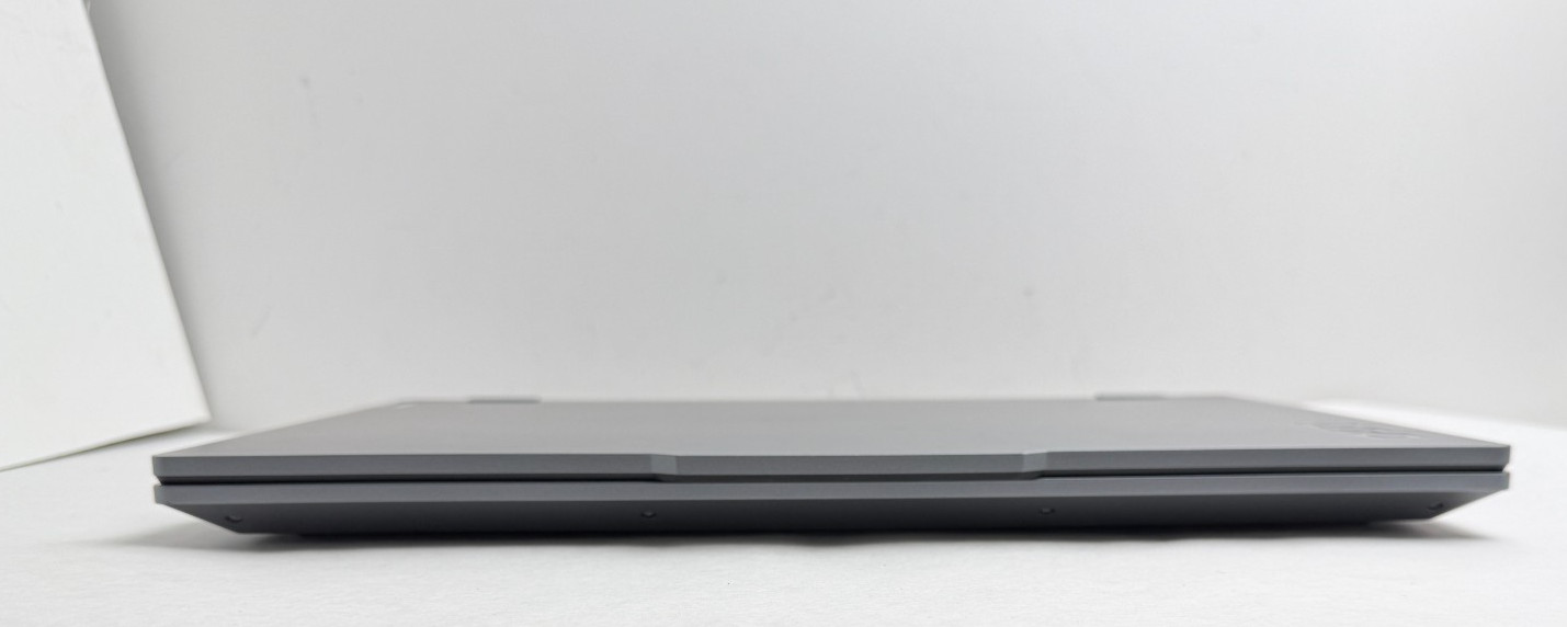 Lenovo LOQ 15ARP9 15.6in 144Hz Ryzen 5 16GB RTX 4050 512GB Gaming Laptop