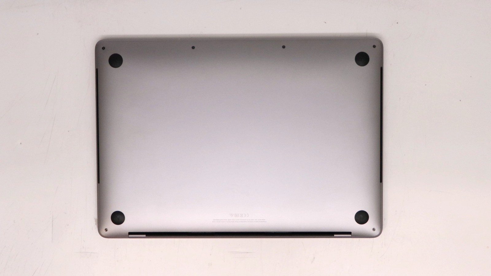 Apple Macbook Pro 13″ i7-1068NG7 16GB 512GB – Good