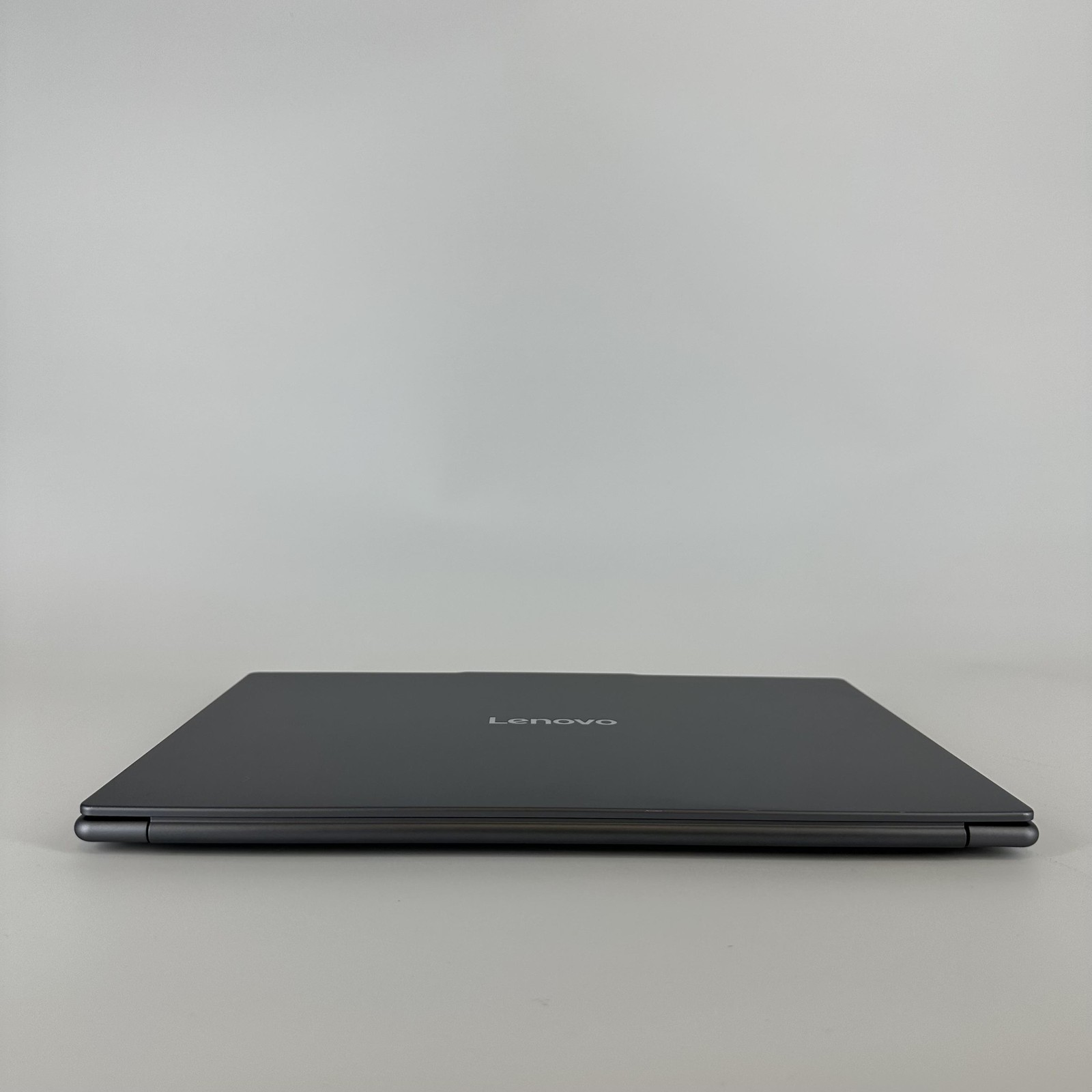 Lenovo Yoga Slim 7i 15.3 QHD+ TOUCH 2.2 GHz Ultra 7 256V 16GB 1TB SSD Very Good
