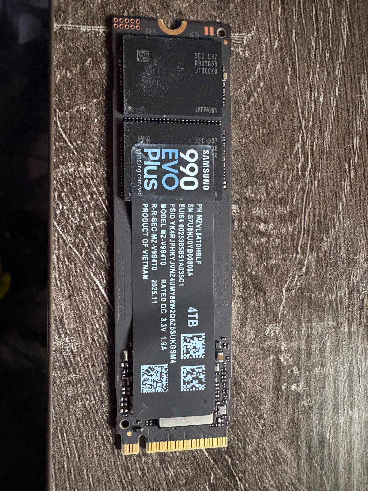 Samsung 990 EVO Plus 4TB NVMe SSD MZ-V9S4T0 PCIe 4.0 M.2 2280 100% Health