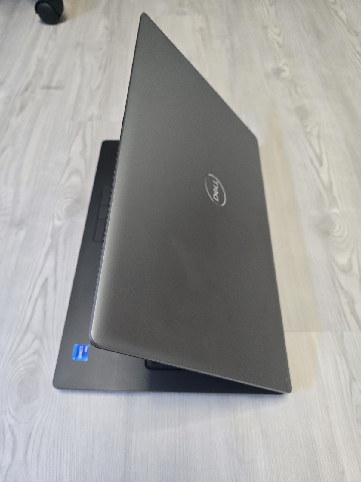 Dell Precision 7760 17″ | i7-11800H | 16GB RAM | 500GB NVME SSD