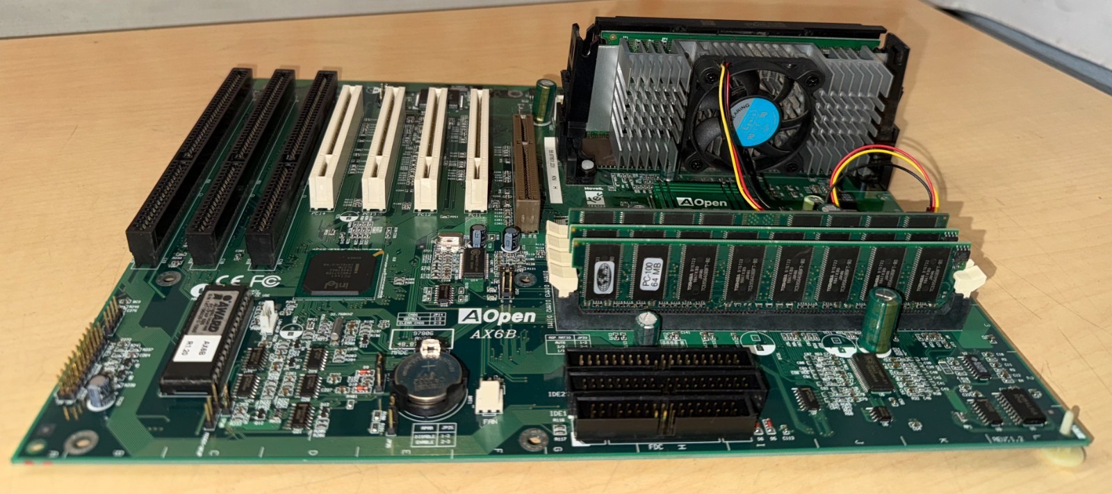 AOpen AX6B Slot 1 ISA AGP Intel Pentium III CPU @ 600MHz 262Mb SDR UDIMM RAM KL