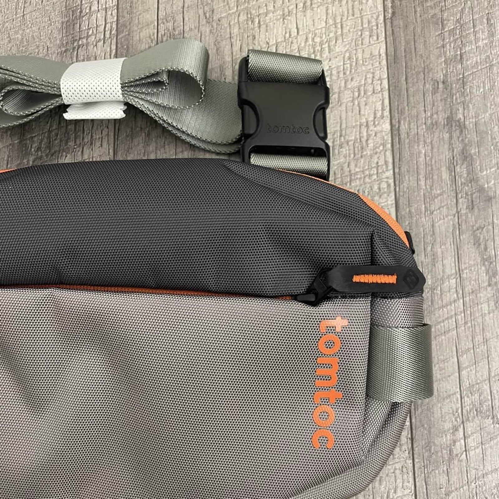 Tomtoc Explorer T-21 S Sling Bag Gray Orange