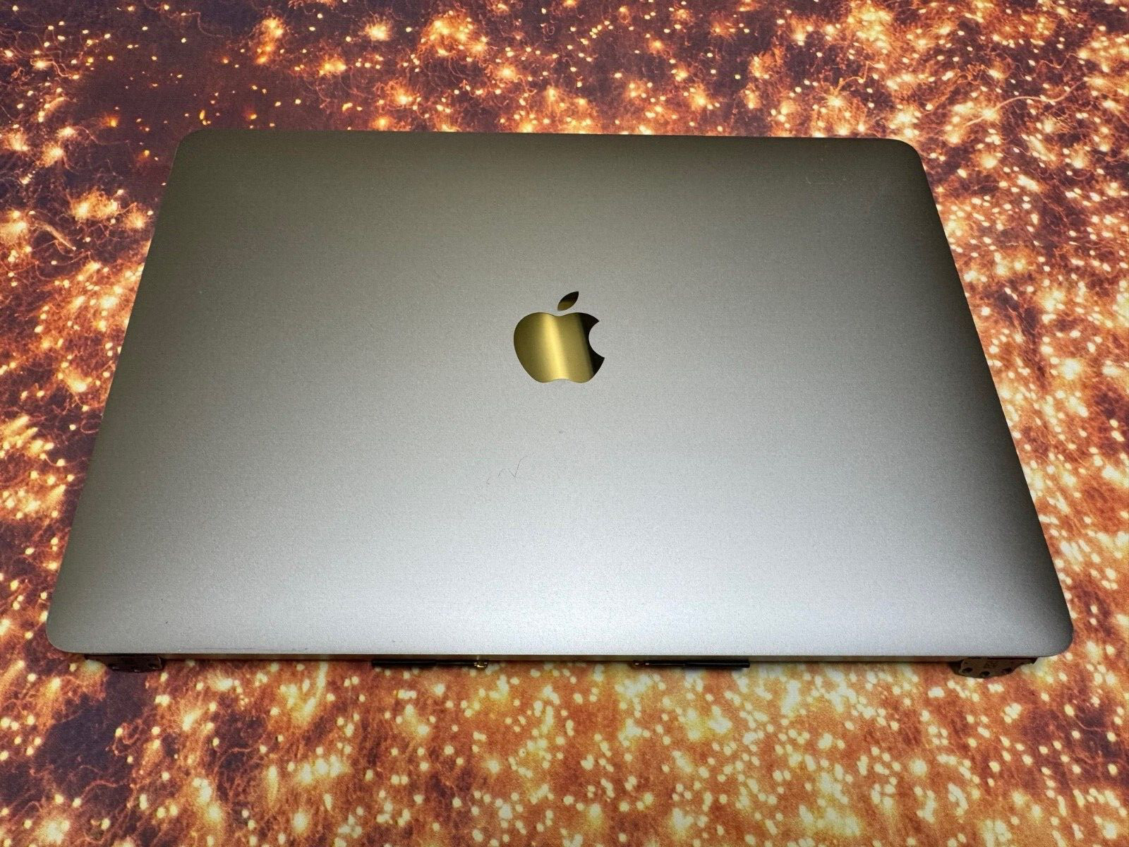 OEM Apple LCD Screen Assembly 13″ MacBook Pro A1706 A1708 2016-2017. Space Gray