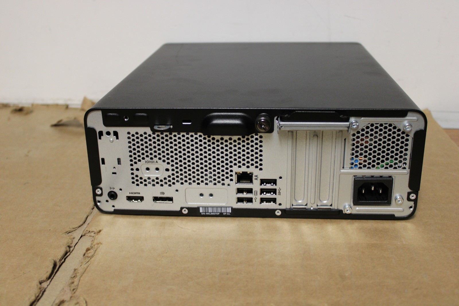 HP ProDesk 400 G7 SFF i7-10700 8-Core 4.80Ghz/16Gb/512Gb Nvme/DVDRW/Win 11 R1