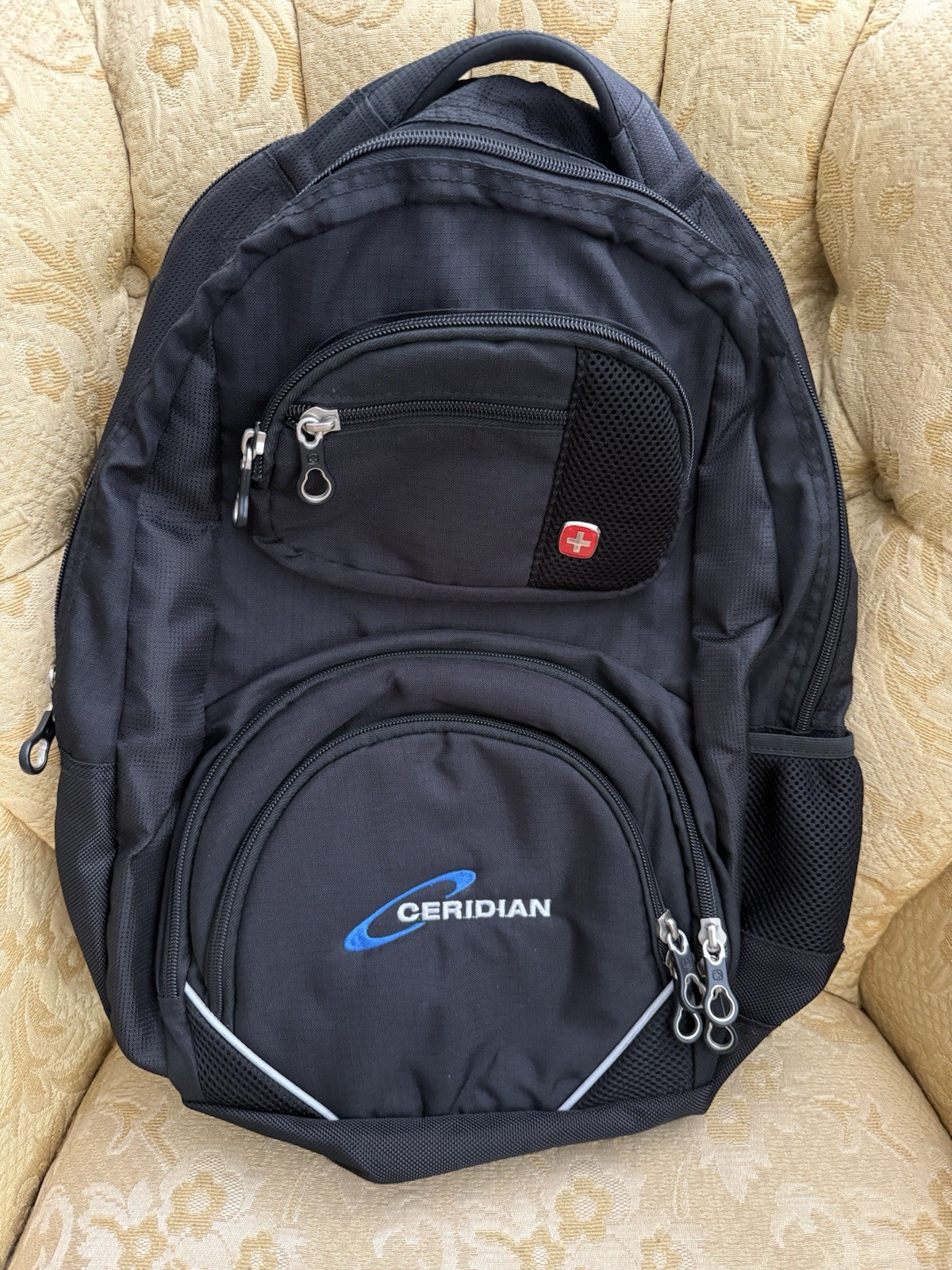 Swiss Gear Airflow TSA Scan Smart 17″ Backpack Laptop Tablet Travel Black & Gray