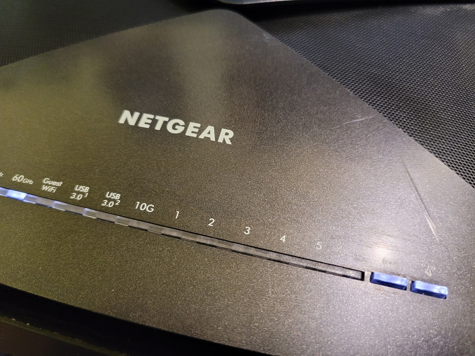 (See Description) NETGEAR Nighthawk X10 Wireless Router AD7200