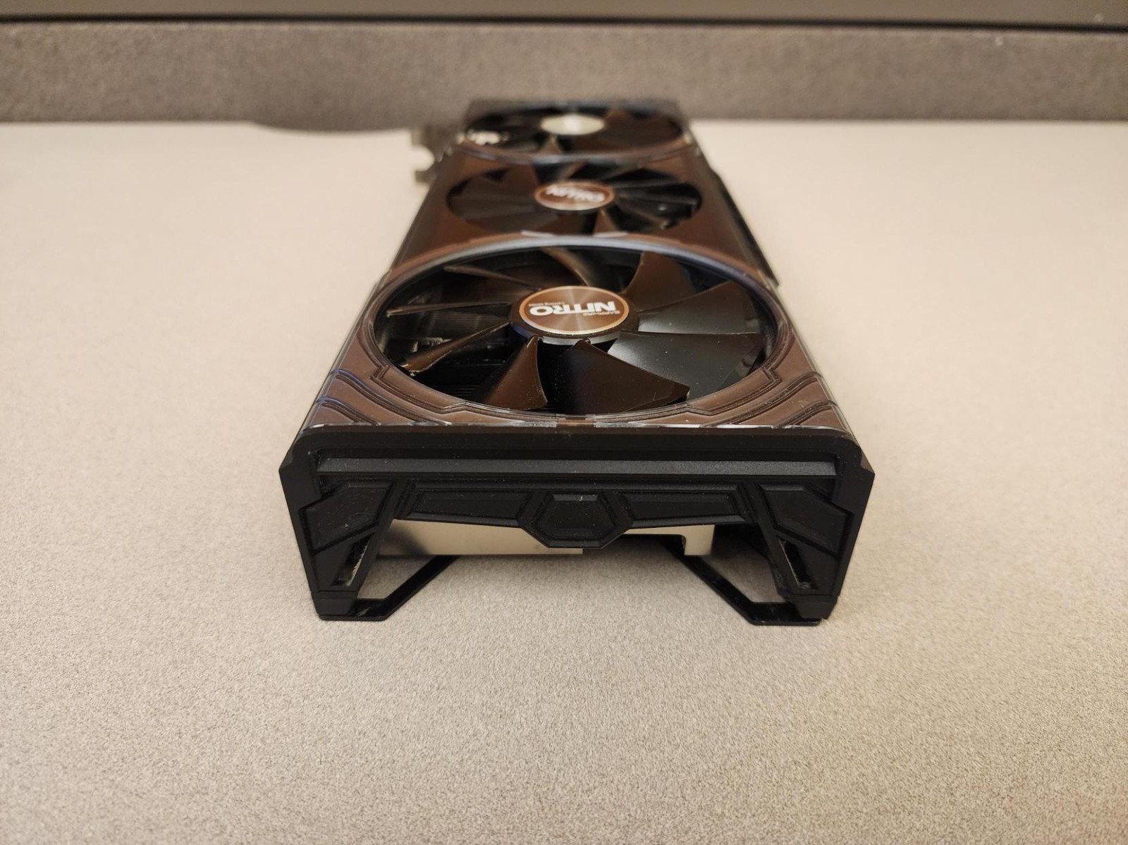 Sapphire NITRO+ Radeon RX Vega 64 8GB HBM2 Graphics Card 11276-01