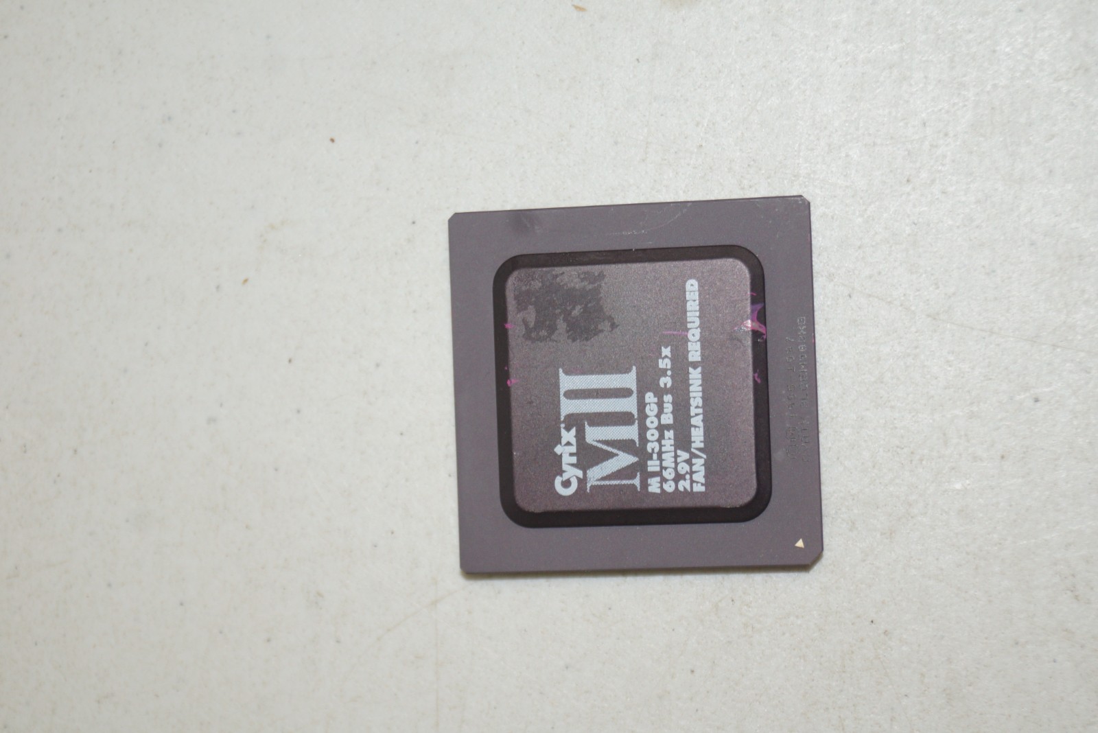 Cyrix CPU MII -300 GP 66mhz bus 3.5×2.9v