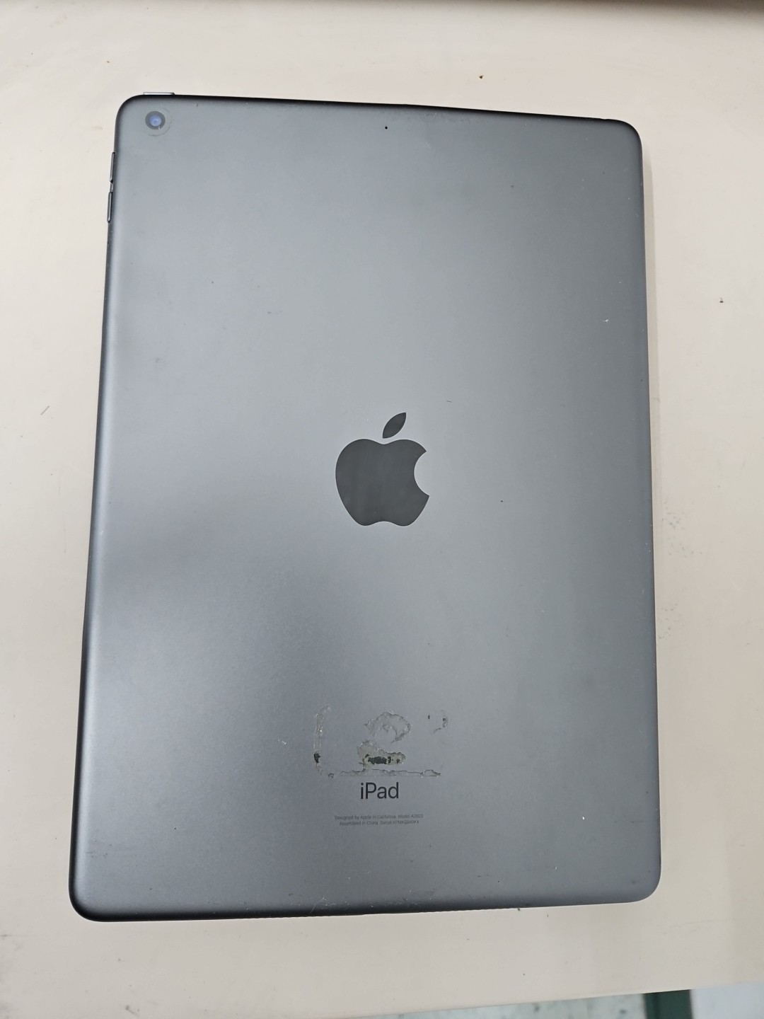 Apple iPad (9th Generation) A2602 64 GB, Wi-Fi, 10.2 — PARTS ONLY