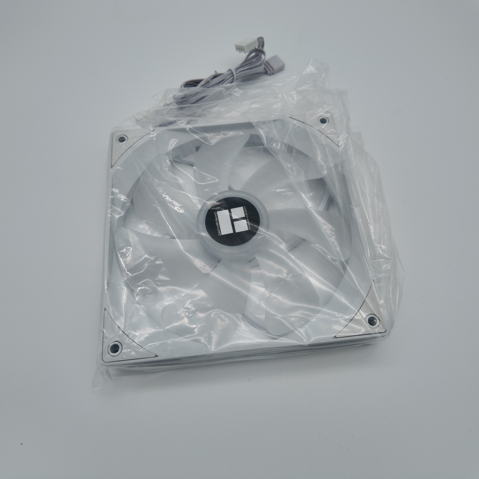 140mm ARGB Case Fan 1500RPM 4-Pin PWM S-FDB Cooling Fan Thermalright
