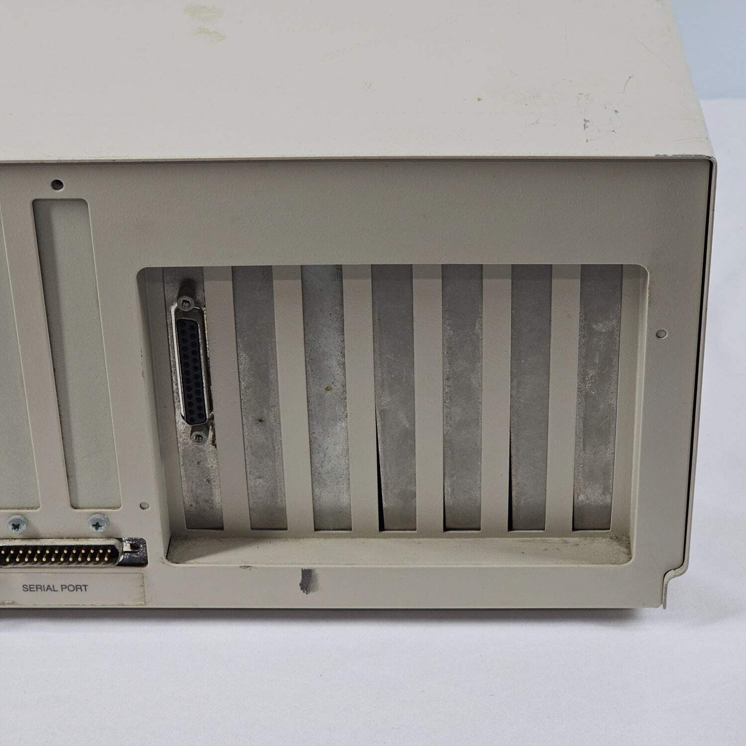 Commodore Amiga 2000HD Vintage Personal Computer A2000