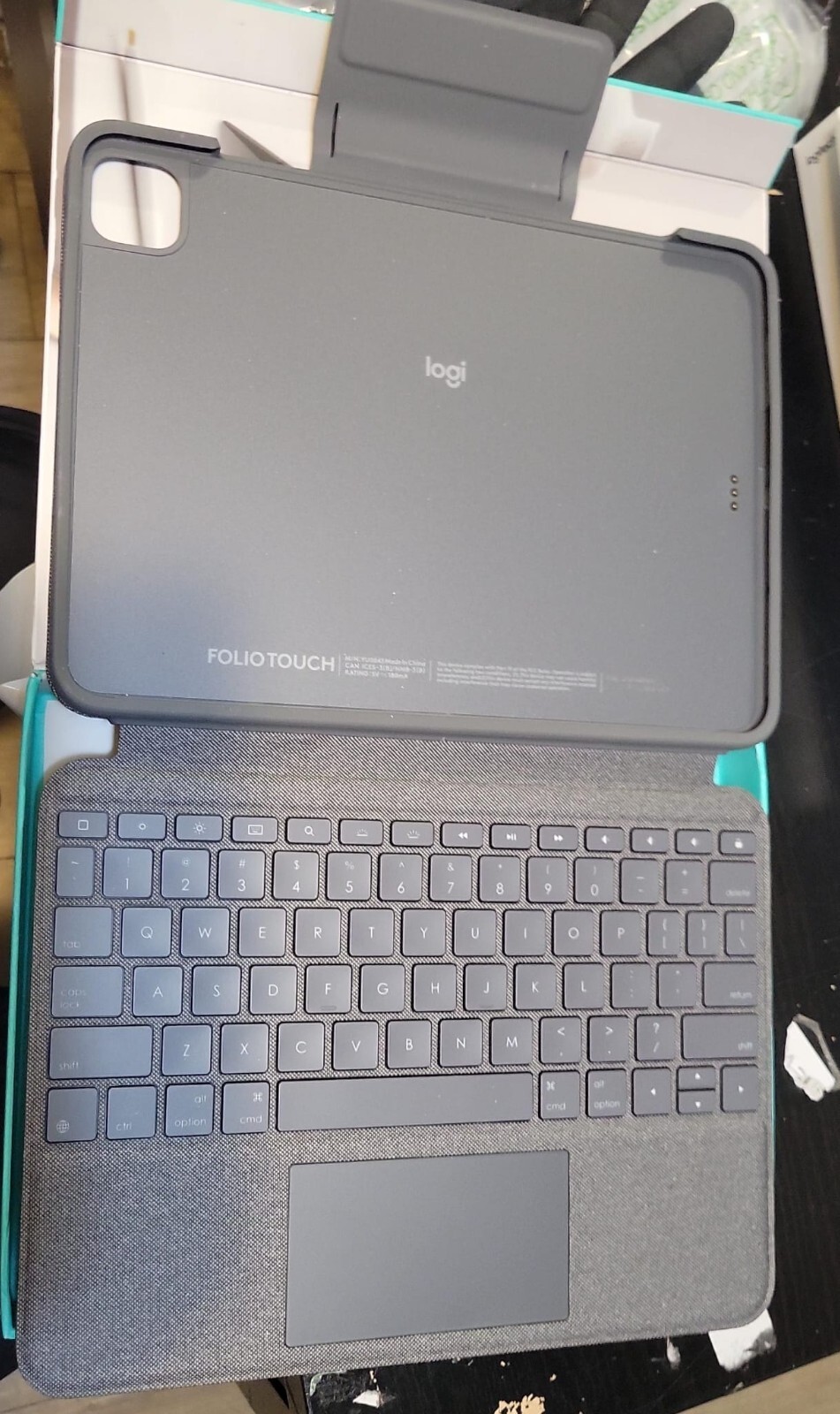 Logitech Folio Touch Keyboard + Smart Connector for iPad Pro 11″ 1st 2nd Gen.