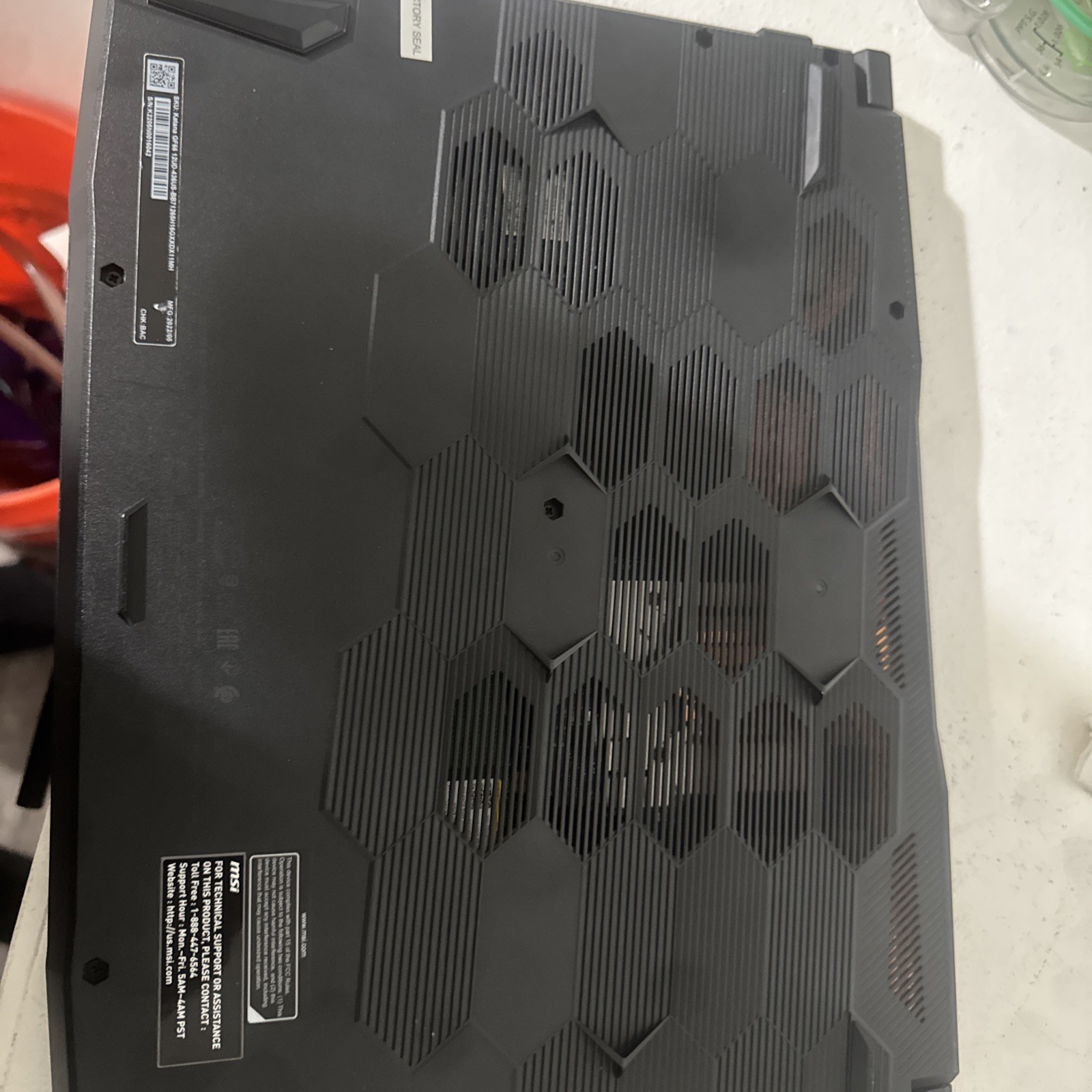 MSI Katana CF66 12 UDGaming Laptop 12th Gen Intel(R) Core(TM) i7-12650H 270GHz