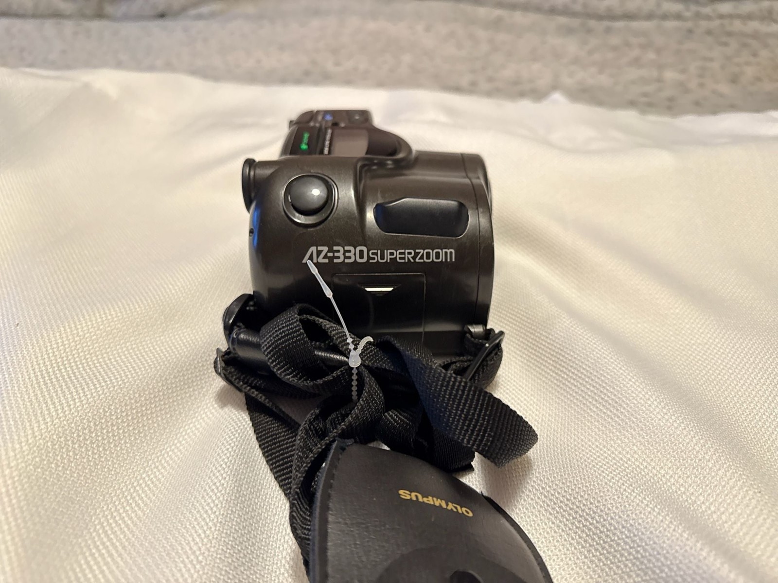 Olympus AZ-330 SuperZoom 35mm Point & Shoot Film Camera with Recordata Back