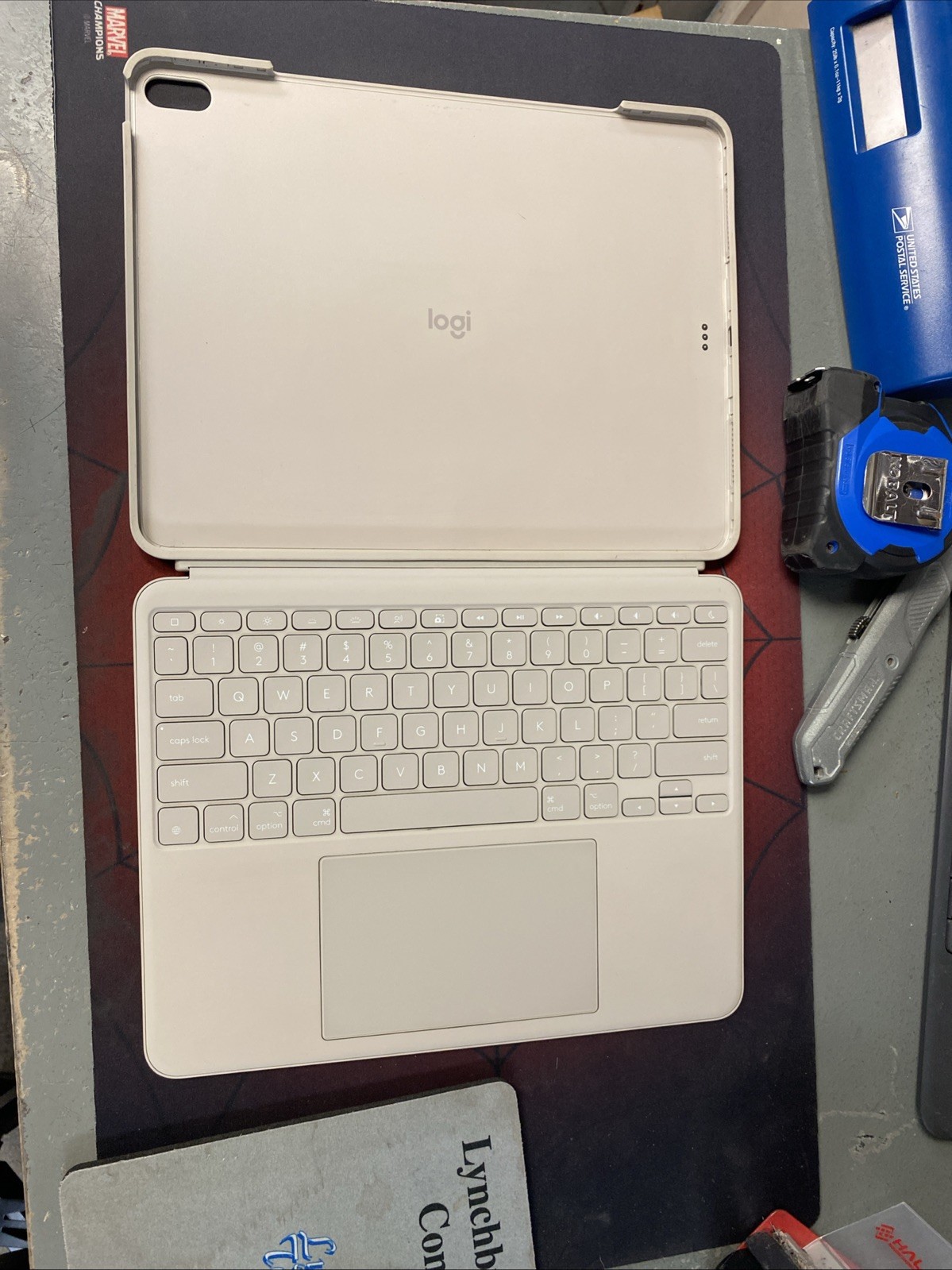 Logitech Combo Touch Keyboard Case