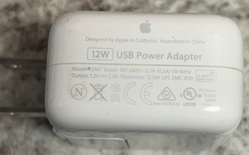 Lot of 2 Genuine OEM Apple 12W Single USB Wall Chargers Power Adapters
