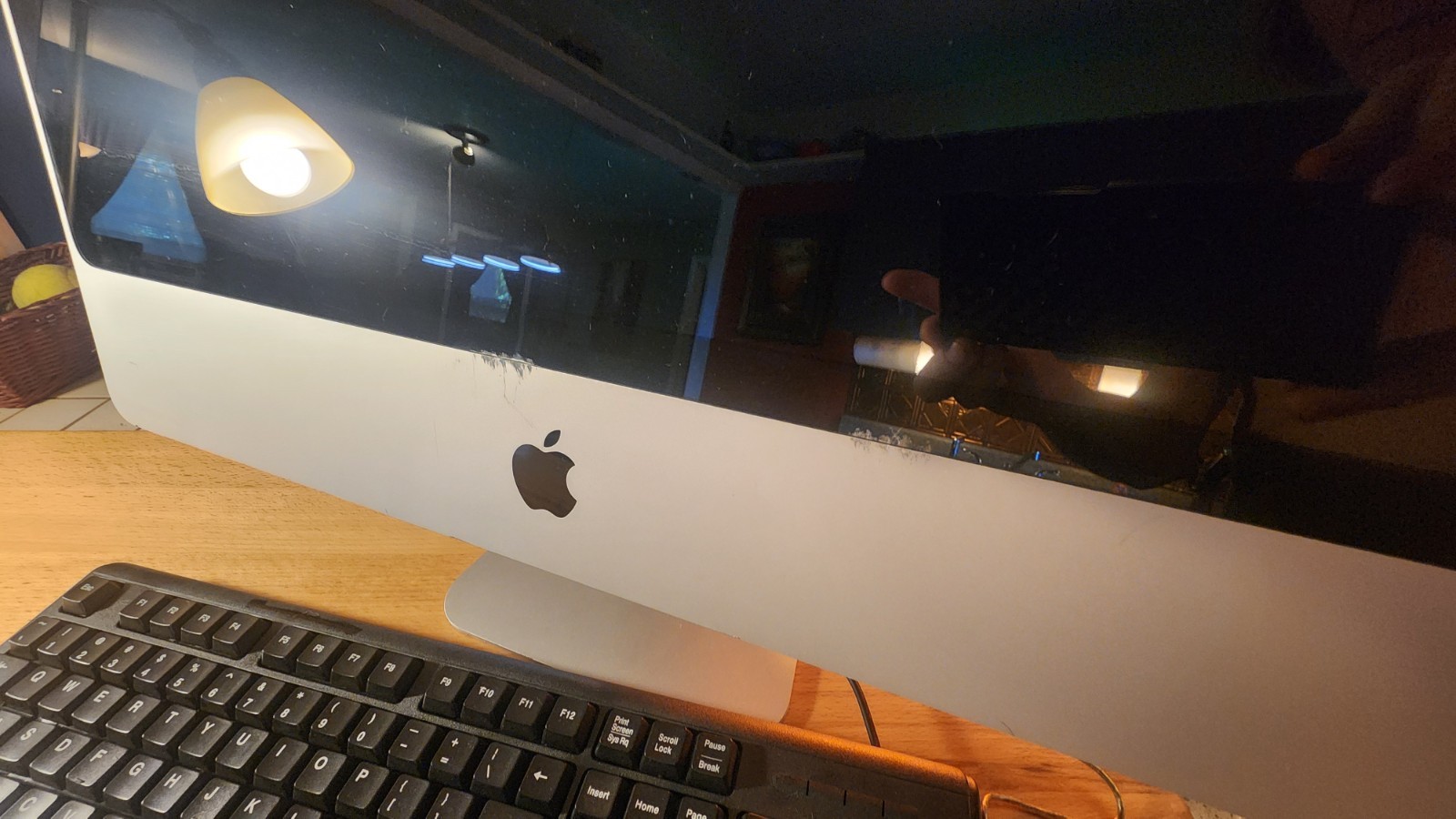 Apple iMac A1225 Late 2009 24″ Intel Core 2 Duo 2.93GHz 4GB RAM 640GB HDD Mont