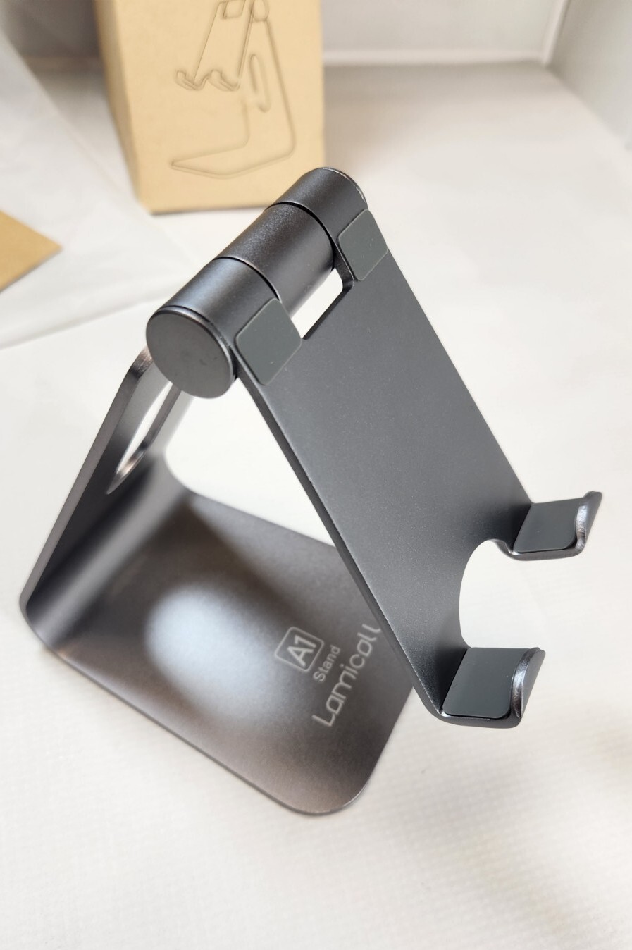 Lamicall A1 Phone & Tablet Stand, Multi-Angle, Desktop, Adjustable – Selver -OB