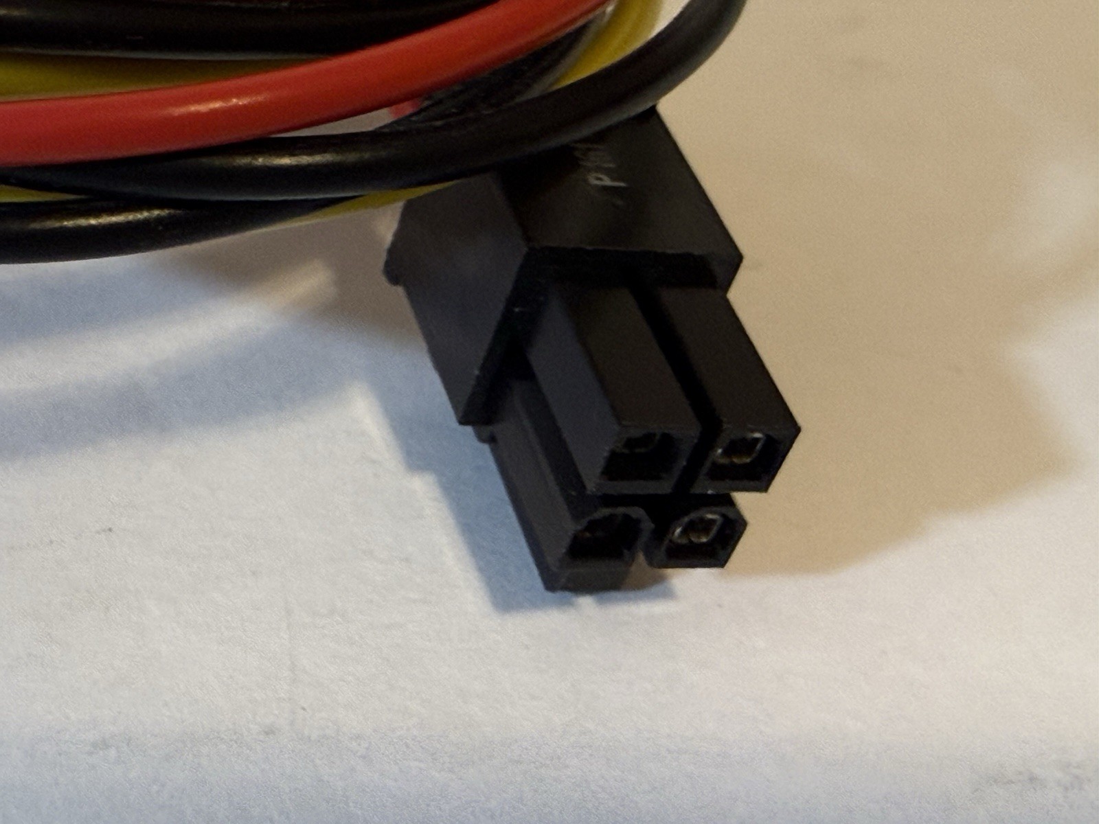 ✔️ HP Compaq 6000 6005 Pro 8000 Elite MicroTower 20″ 4Pin to Dual SATA Pwr Cable