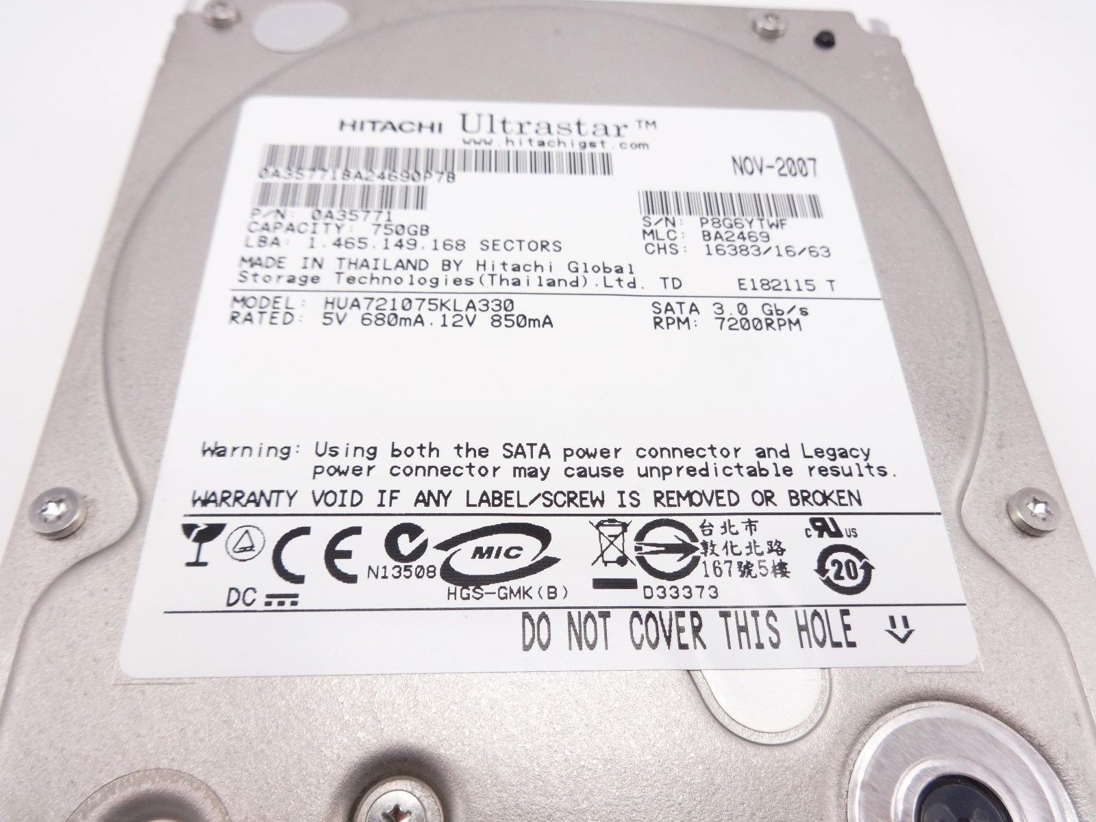 Hitachi 0A35771 750GB SATA 7.2K 3.5″ 3.0 Gb/s Hard Drive HUA721075KLA330