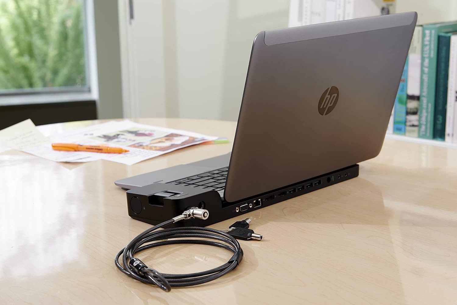 HP D9Y32AA UltraSlim Docking Station 2013 w/ HP 65W Adapter