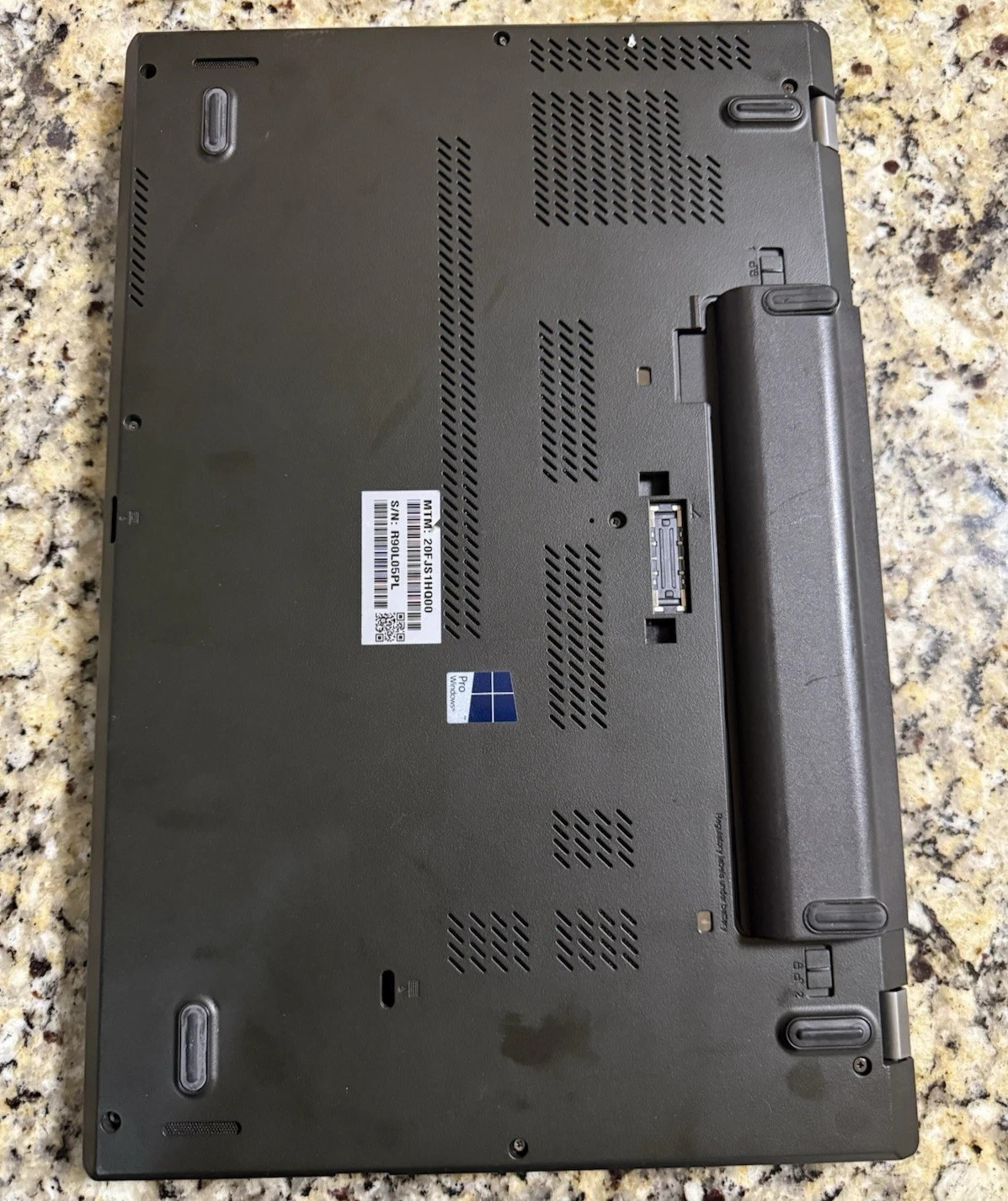 Lenovo ThinkPad T460 i5-6300U 8GB RAM 256GB SSD Windows 10 Pro Great Condition