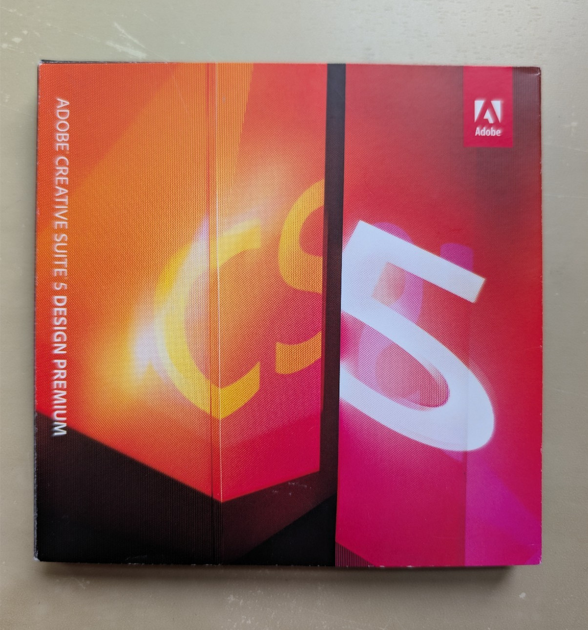 Adobe Creative Suite 5 Design Premium CS5 for Mac OS DVD Disc Set