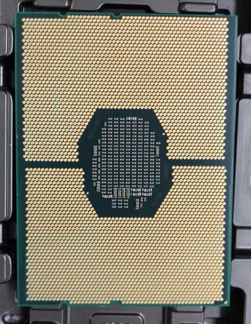 Intel Xeon Gold 6148 CPU 2.40GHz 150W SR3B6 20Cores 40Threads LGA3647 Processor
