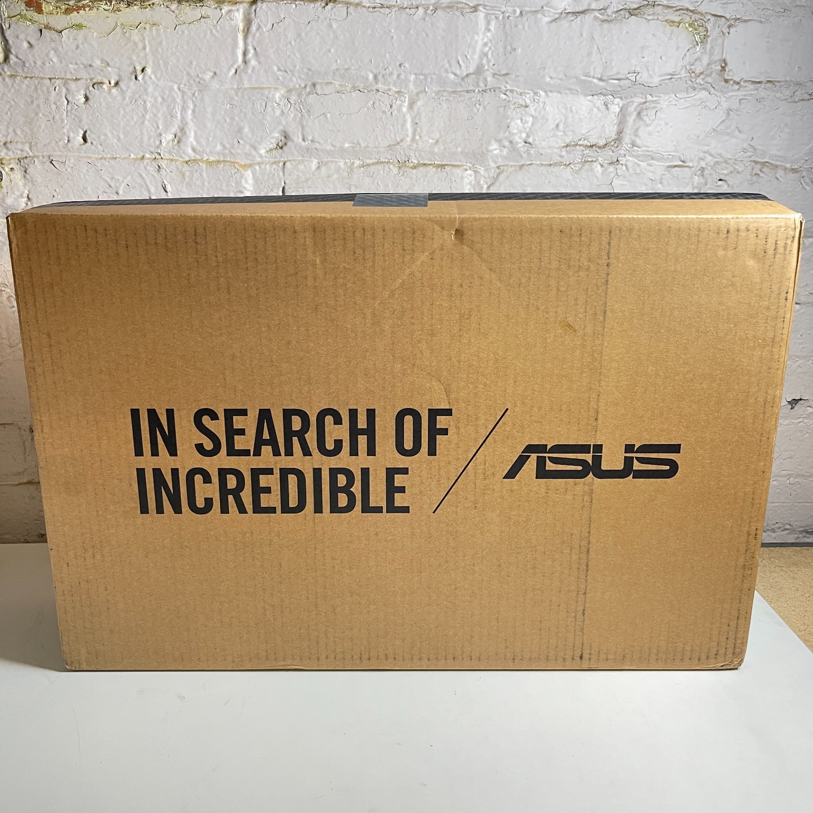 ASUS Vivobook 18In R7 Laptop In Blue – 32GB RAM 1TB – New & Sealed