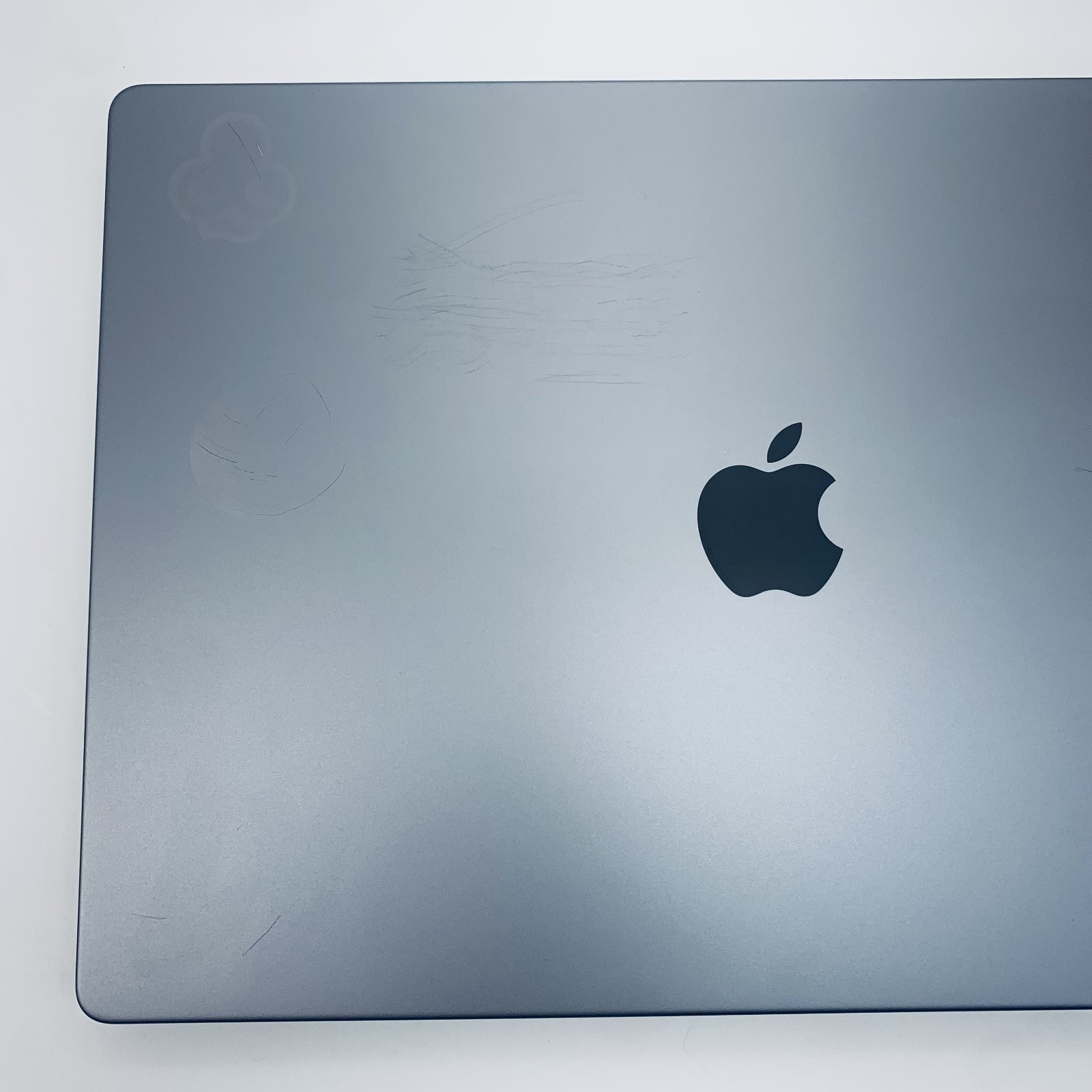 Apple MacBook Pro A2485 16″ M1 Pro 10-Core Chip 32GB RAM 512GB SSD*READ*