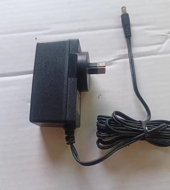 NETGEAR P/N:332-10395-01 5.5*2.1mm 12.0V 2.5A Power Supply Adapter Charger