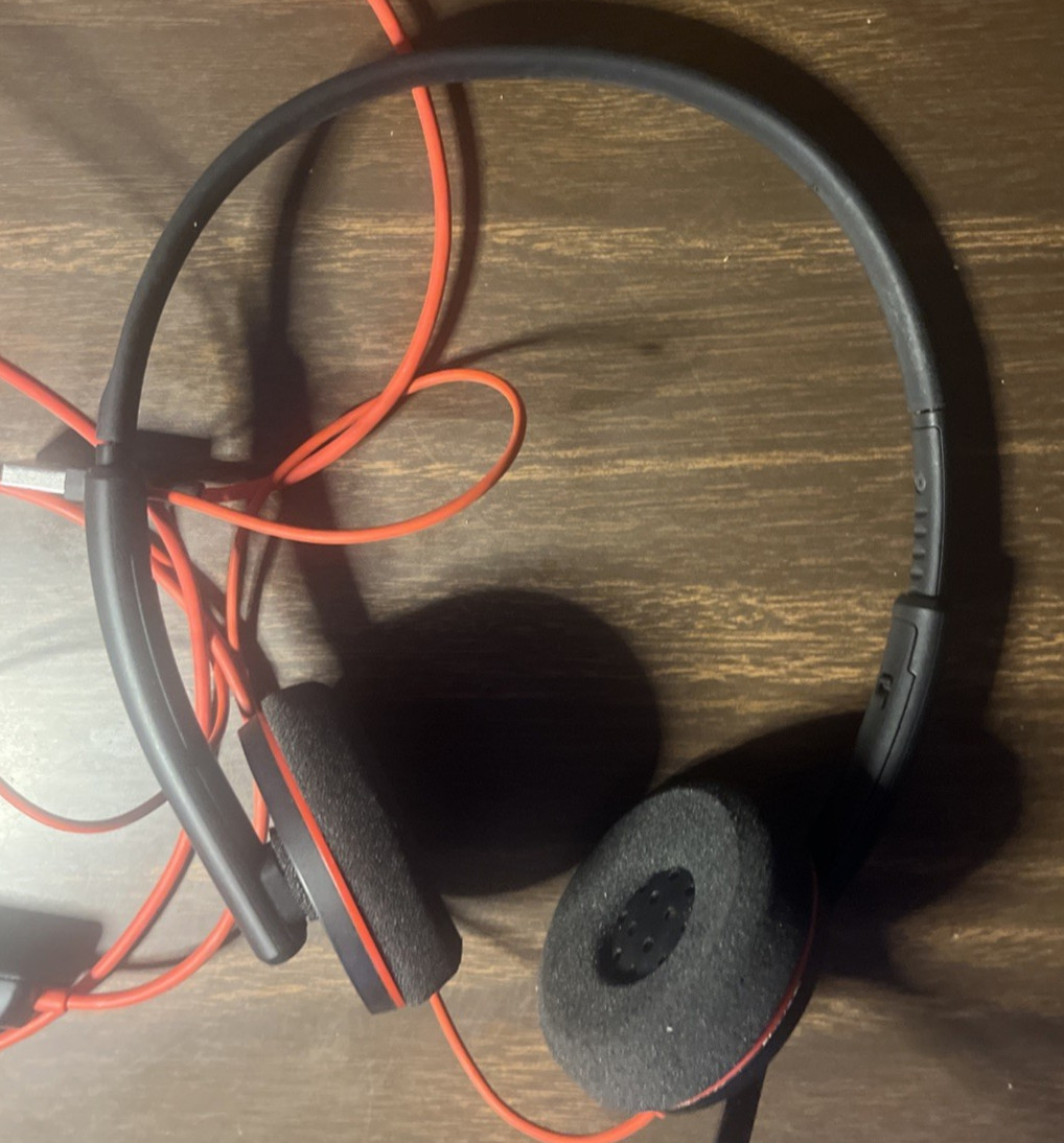 Plantronics Blackwire C3220 Headset Used Works Great USB Plug Zoom Calls