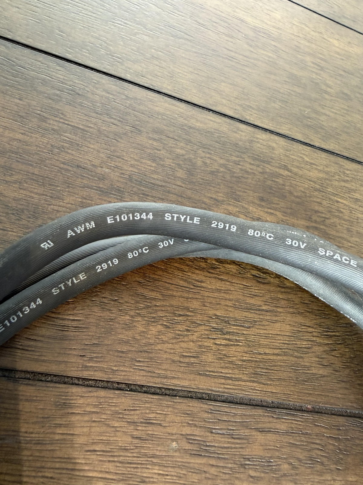 RadioShack VGA SVGA D-Sub Cable 6 Ft Black Male To Male Monitor PC Computer