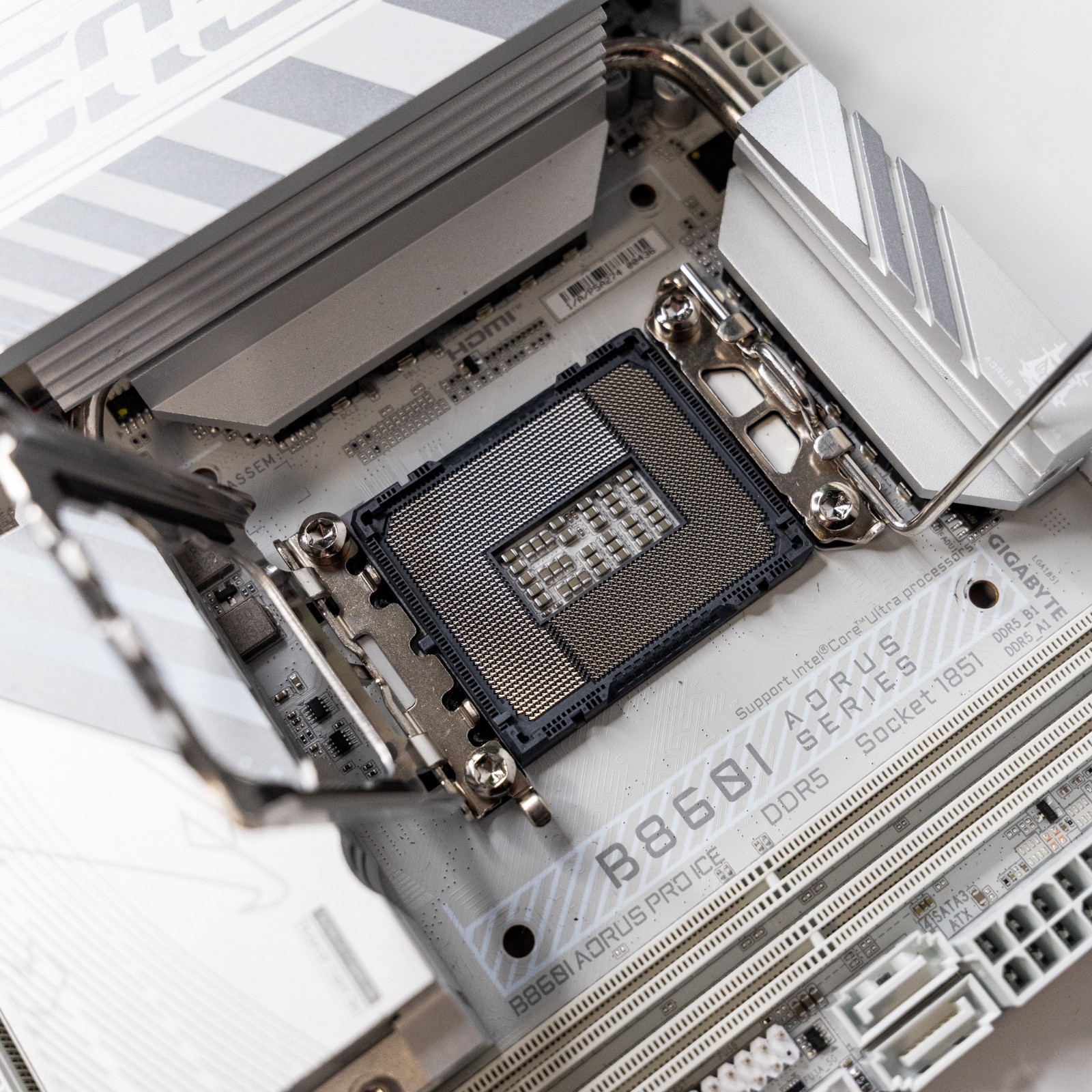 GIGABYTE B860I AORUS PRO ICE Motherboard Intel B860 LGA 1851 Mini-ITX DDR5