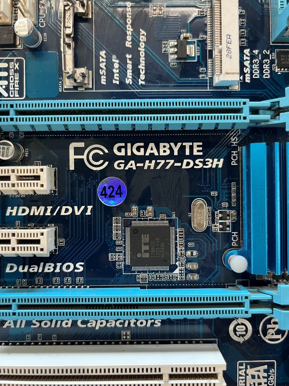Gigabyte GA-H77-DS3H LGA1155 H77 Motherboard ATX VGA DDR3 With I/O shield