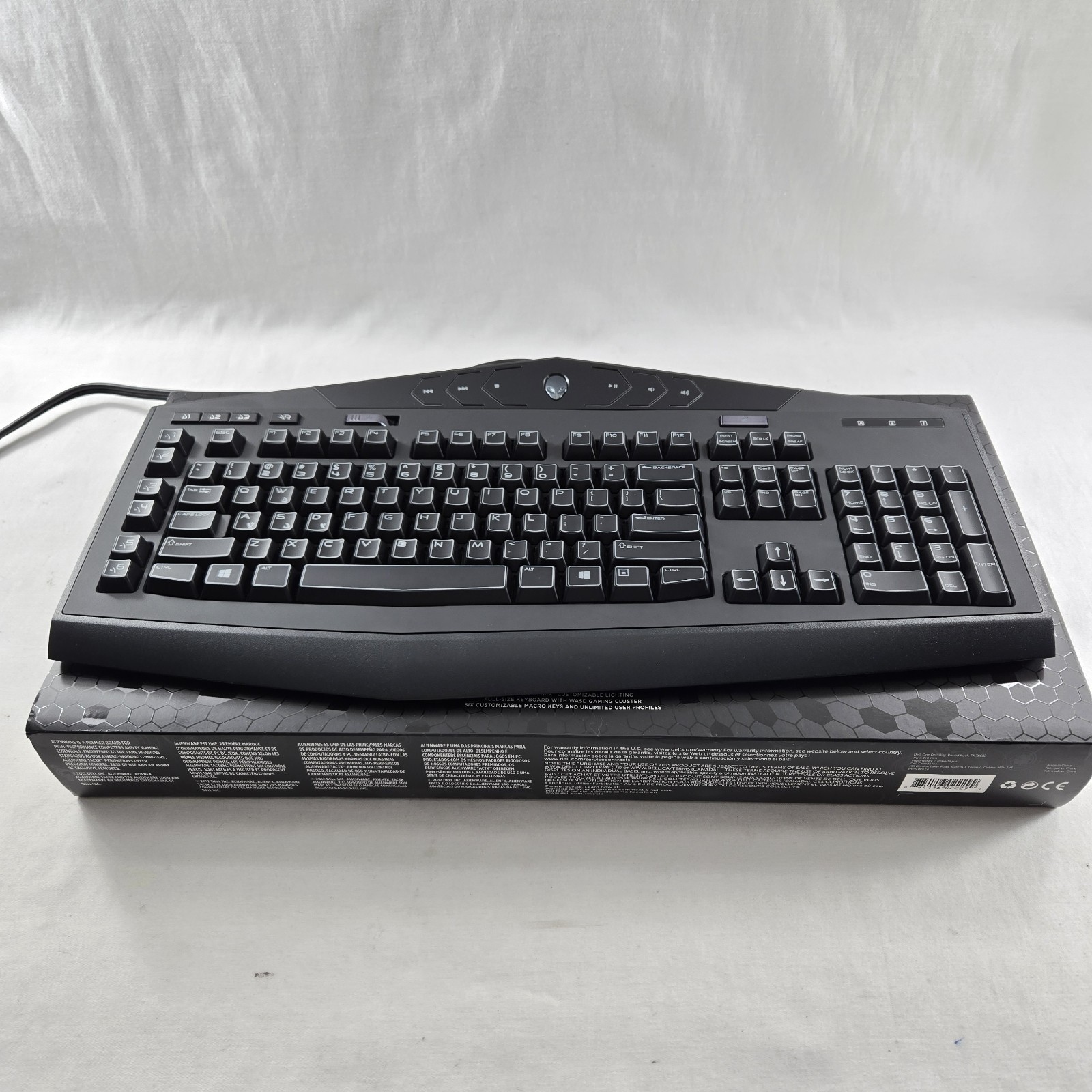 Dell Alienware KG900 TactX Gaming Illuminated Keyboard Y-U0008-O Wired Tested VG