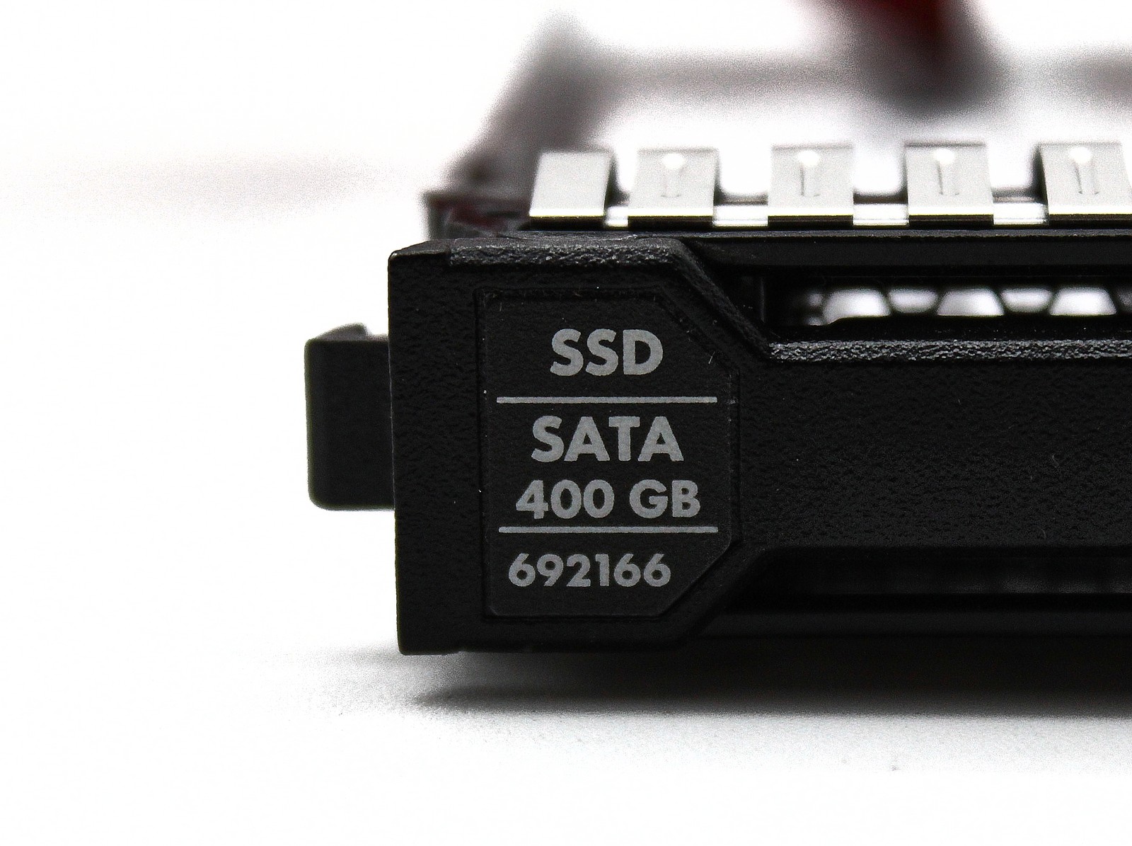 HP 692166-001 400GB 6G SFF SATA ME SC EM SSD HDD