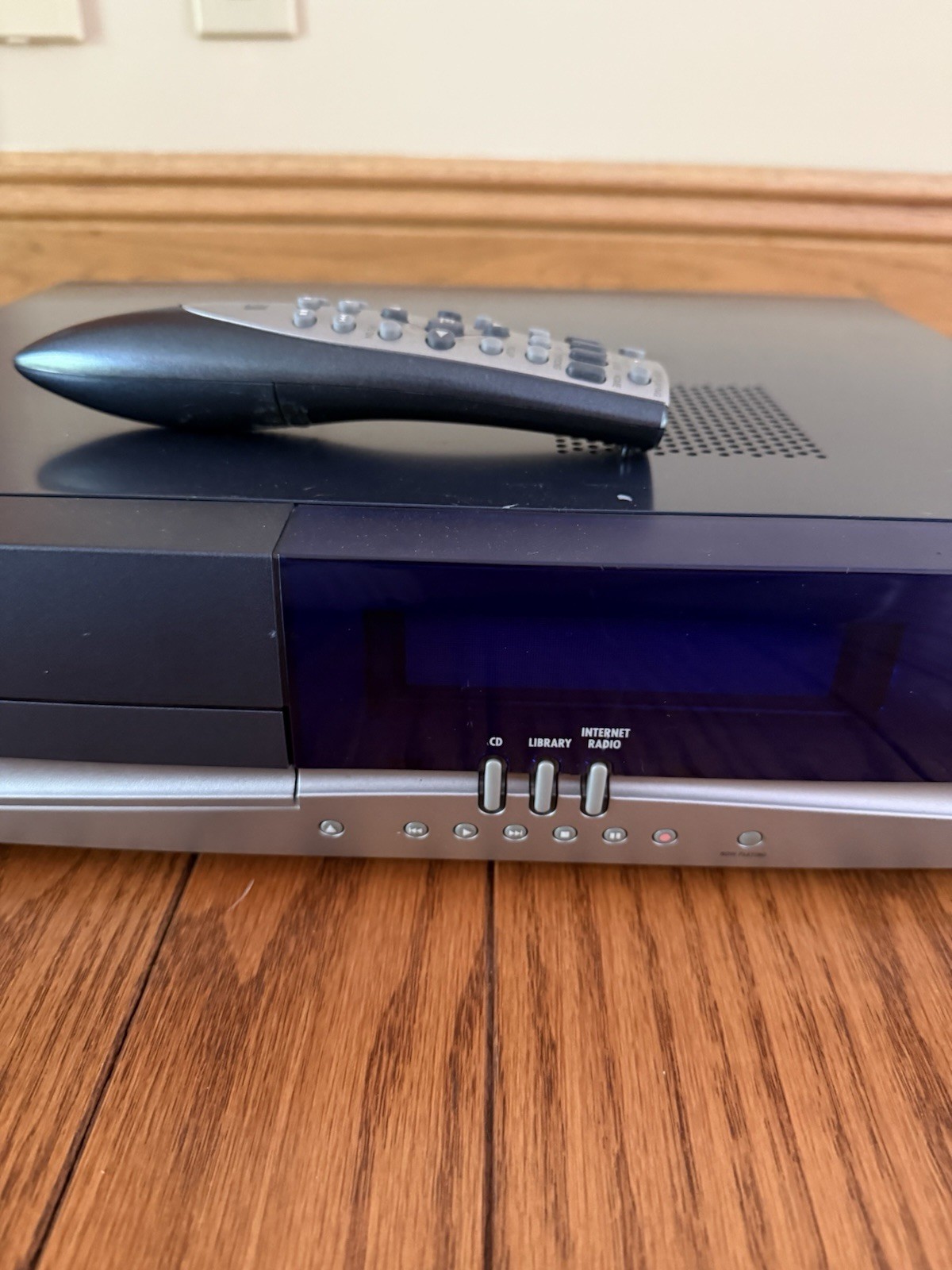 Hewlett Packard DE100C HP Digital Entertainment Center W/ Remote Tested