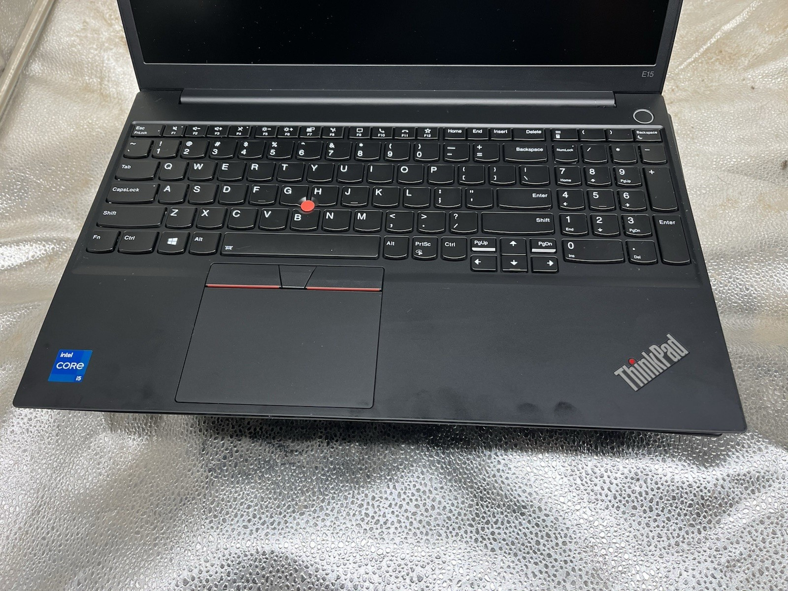 LENOVO E15 Gen2 i5-1135G7 2.40 GHz 16GB RAM No SSD No Adapter