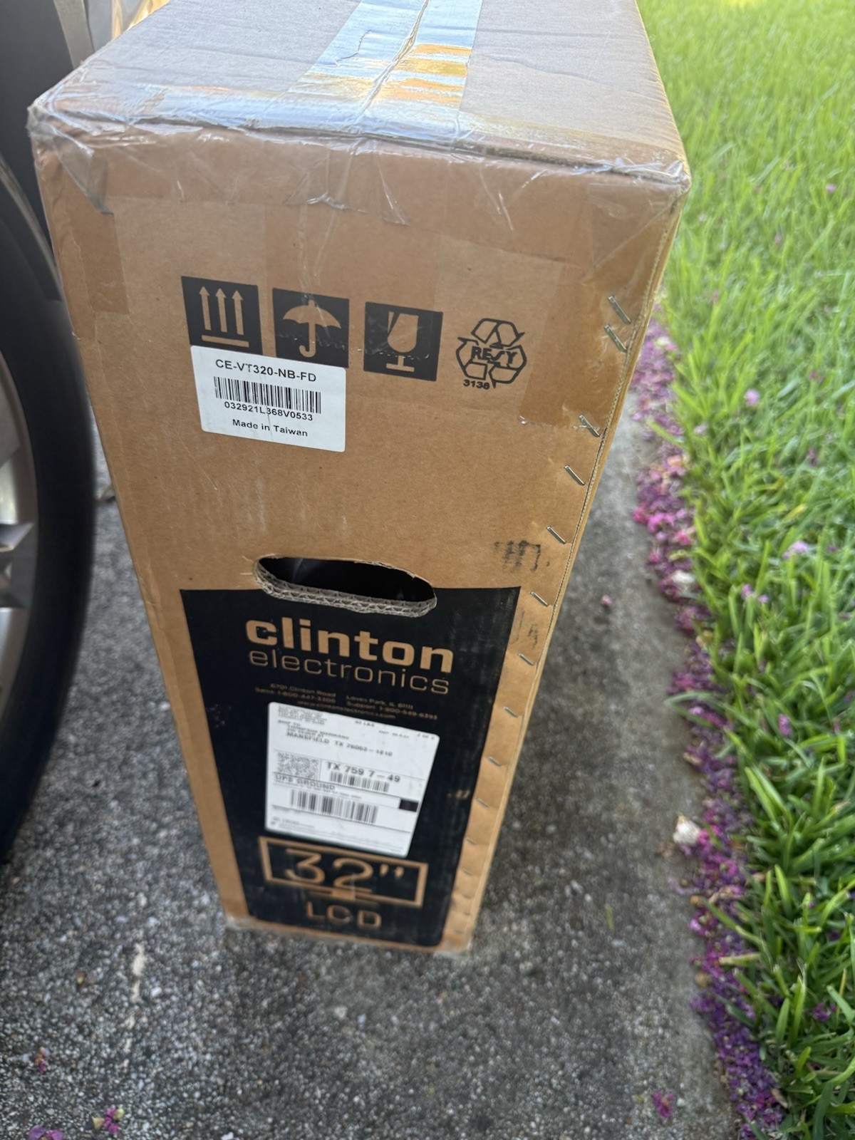 Clinton Electronics 32in LCD CCTV Monitor 1080p CE-VT320-NB-FD