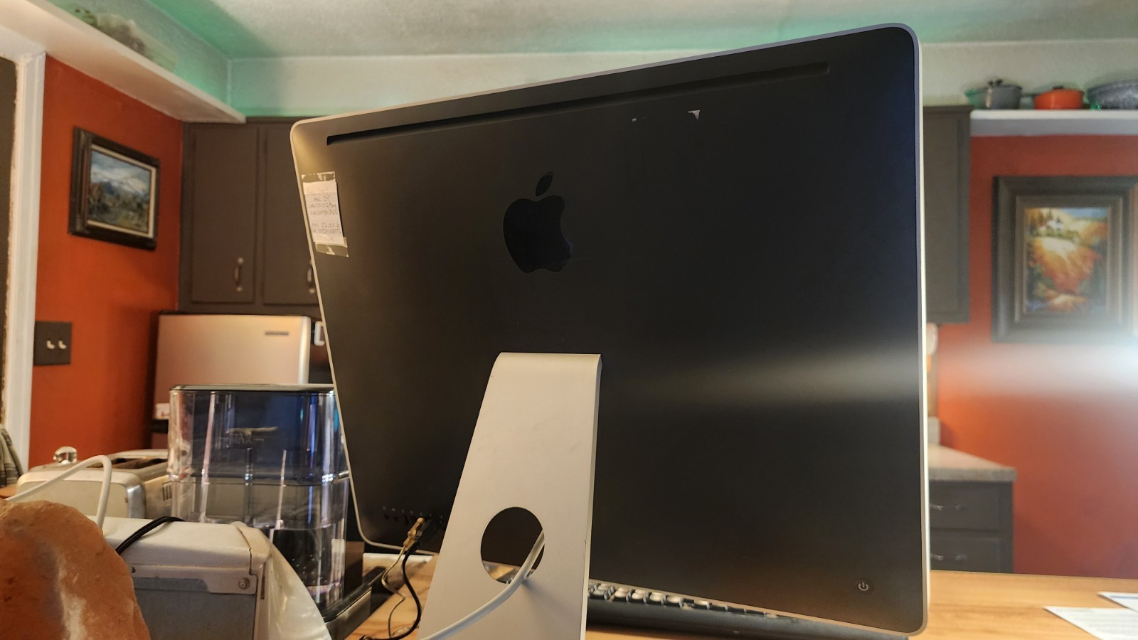 Apple iMac A1225 Late 2009 24″ Intel Core 2 Duo 2.93GHz 4GB RAM 640GB HDD Mont