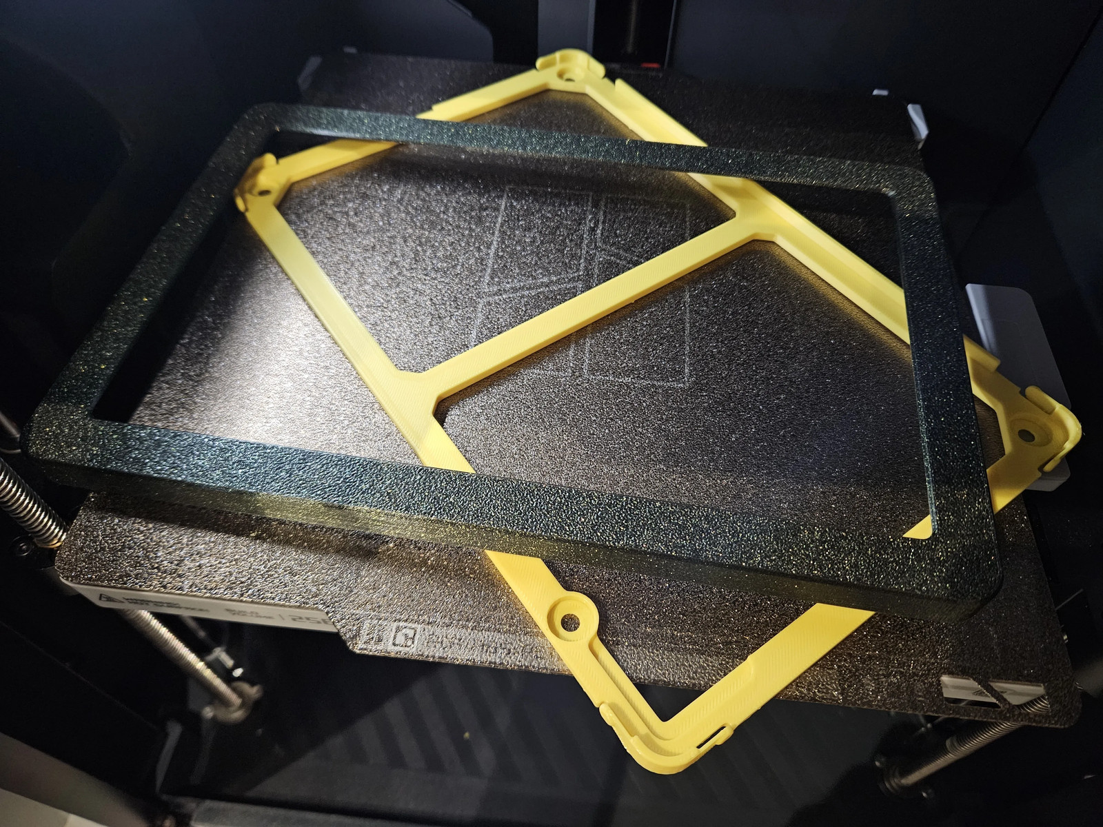 Invisible Ipad Wall Mount for Ipad, Tablet, and iphone