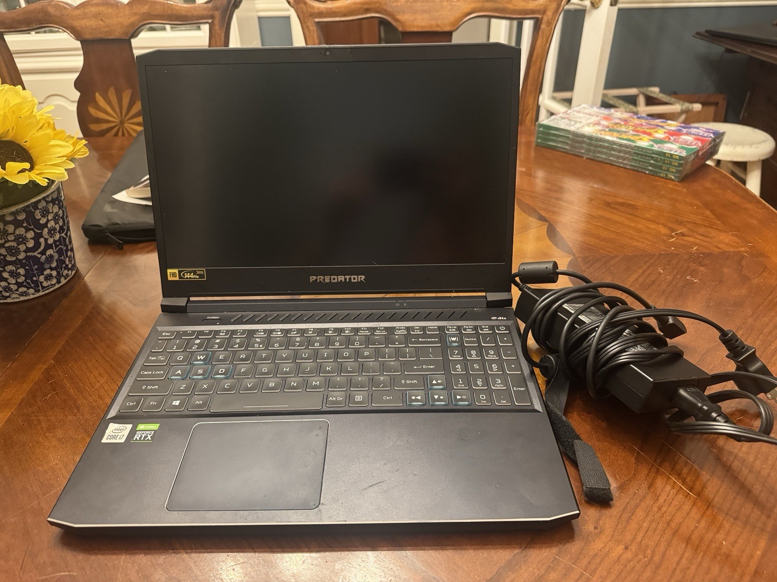 Acer Predator Helios 300 PH315-53-70QE i7-10750H RTX 2060 NO POWER PARTS ONLY