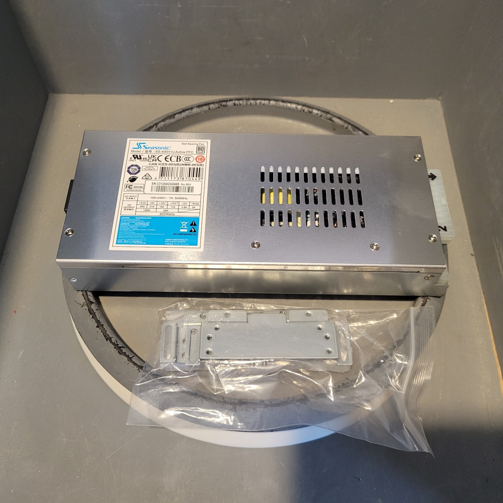 Seasonic Power Supply, Model SS-400H1U Active PFC, CAN ICES-003(B)/NMB-003(B)