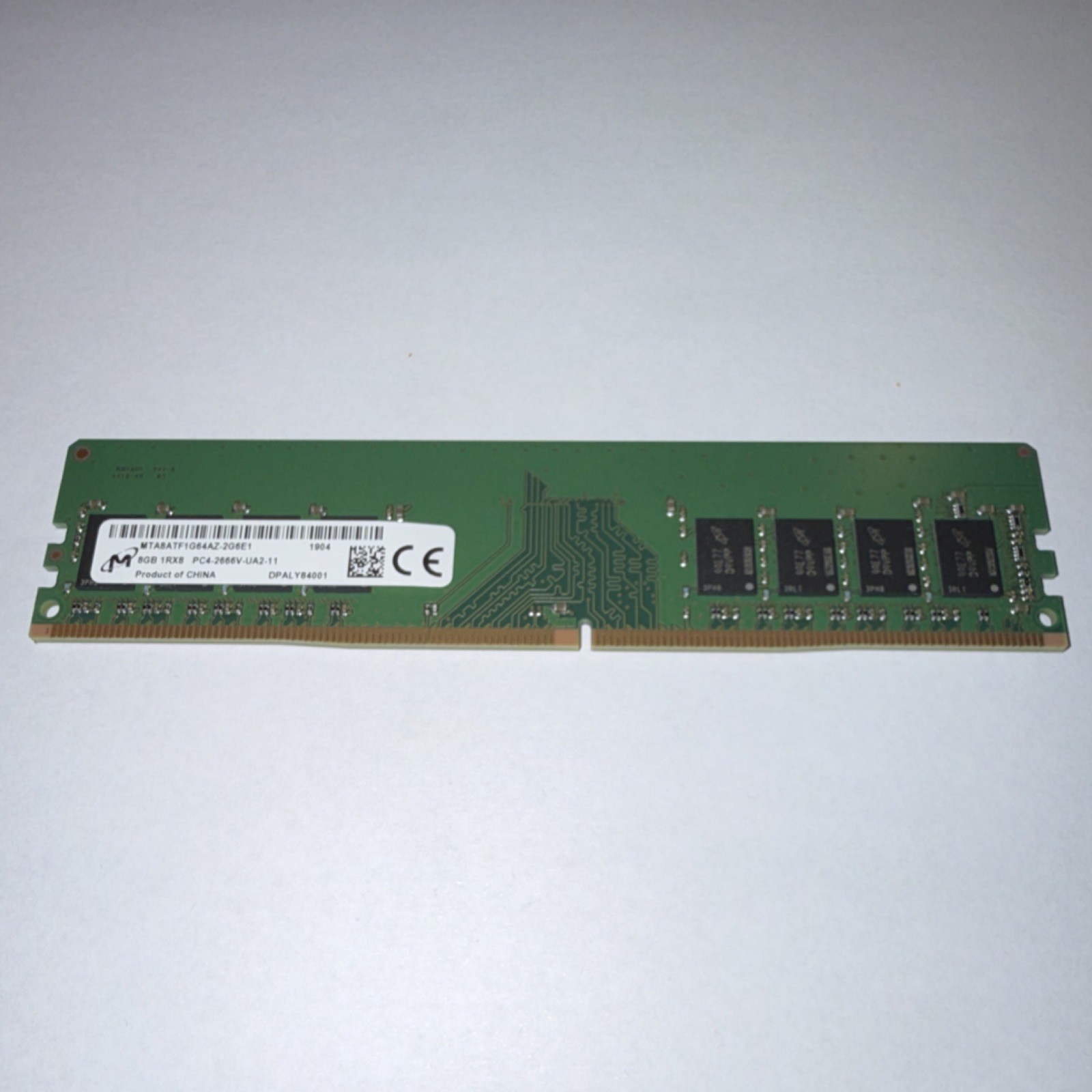 Micron 8GB DDR4 PC4-2666V DIMM 288-Pin Memory Module MTA8ATF1G64AZ-2G6E1