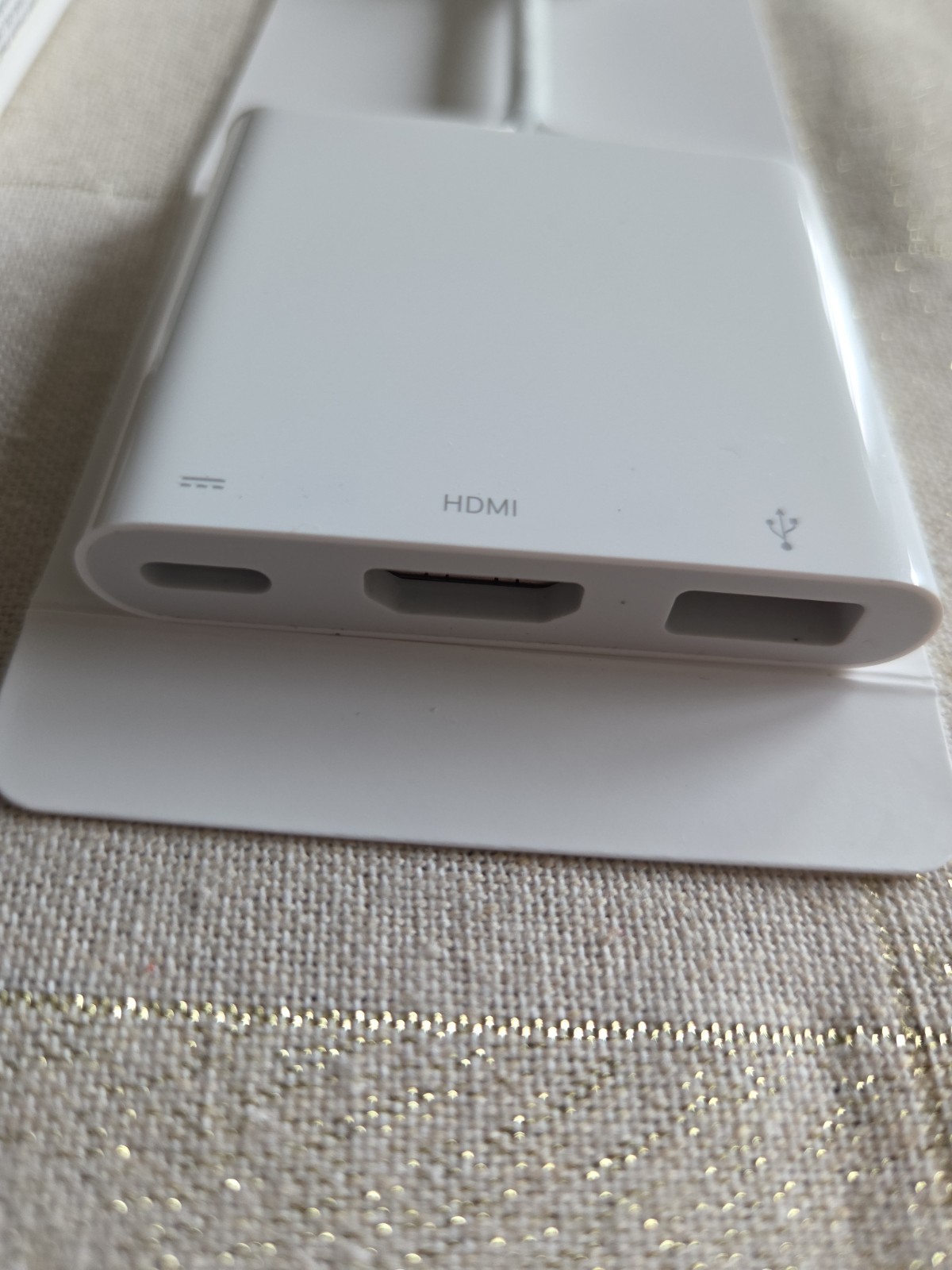 Apple USB-C to Digital AV Multiport Adapter Genuine A2119 (MUF82AM/A)